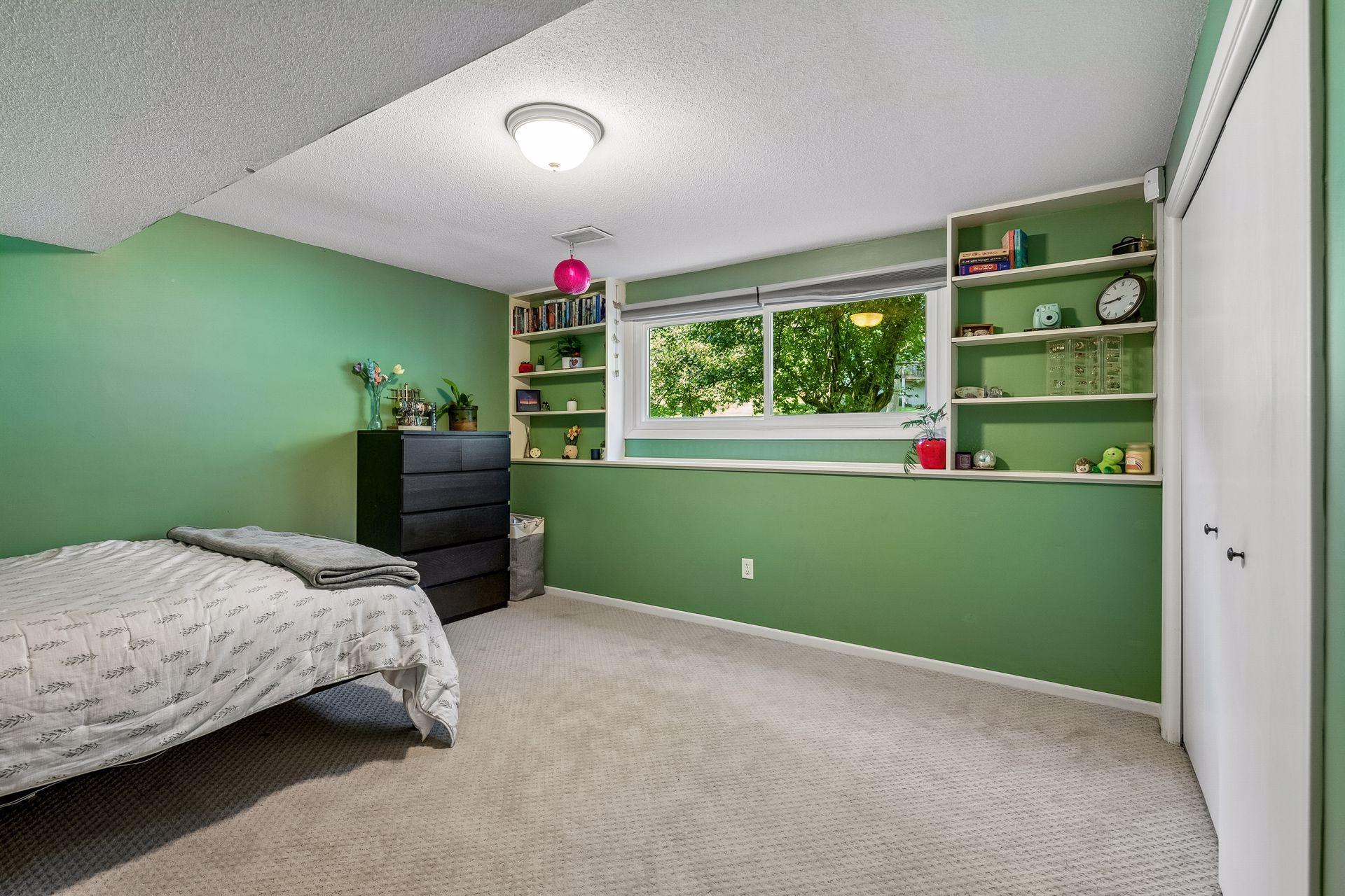 View of Residential at 9400 Toledo Avenue, Bloomington MN 55437, Bloomington (42 of 64) - Mike Wilen | Minnesota Team Real Estate