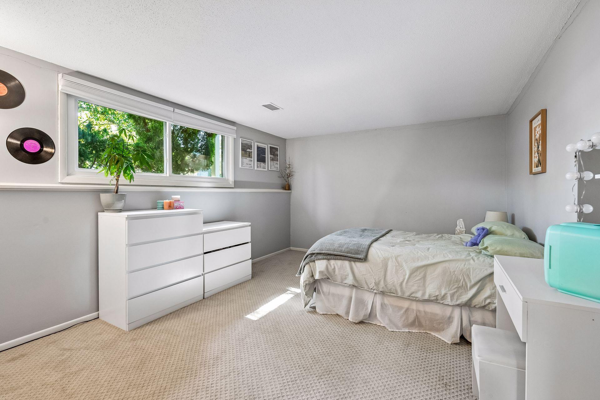 View of Residential at 9400 Toledo Avenue, Bloomington MN 55437, Bloomington (40 of 64) - Mike Wilen | Minnesota Team Real Estate