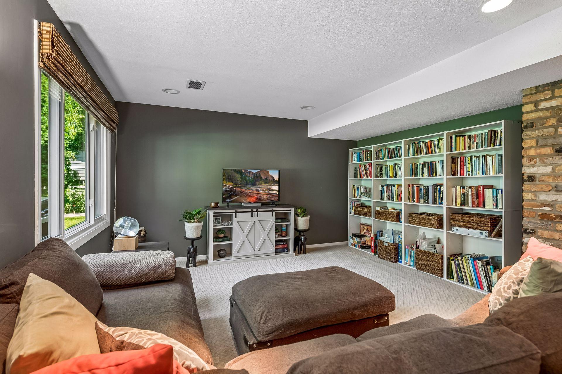 View of Residential at 9400 Toledo Avenue, Bloomington MN 55437, Bloomington (36 of 64) - Mike Wilen | Minnesota Team Real Estate