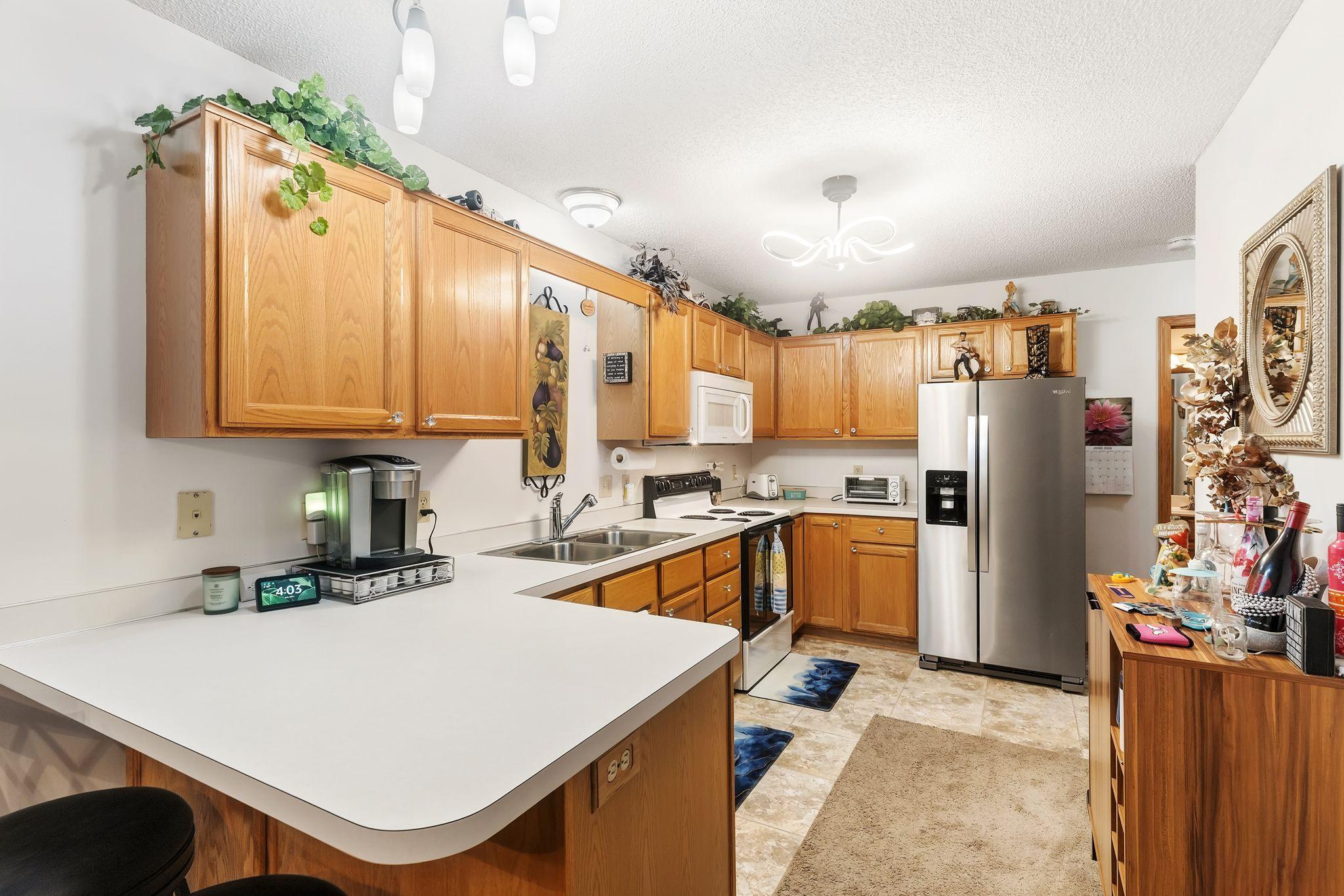 View of Residential at 7036 49th Street, Oakdale MN 55128, Oakdale (8 of 23) - Mike Wilen | Minnesota Team Real Estate