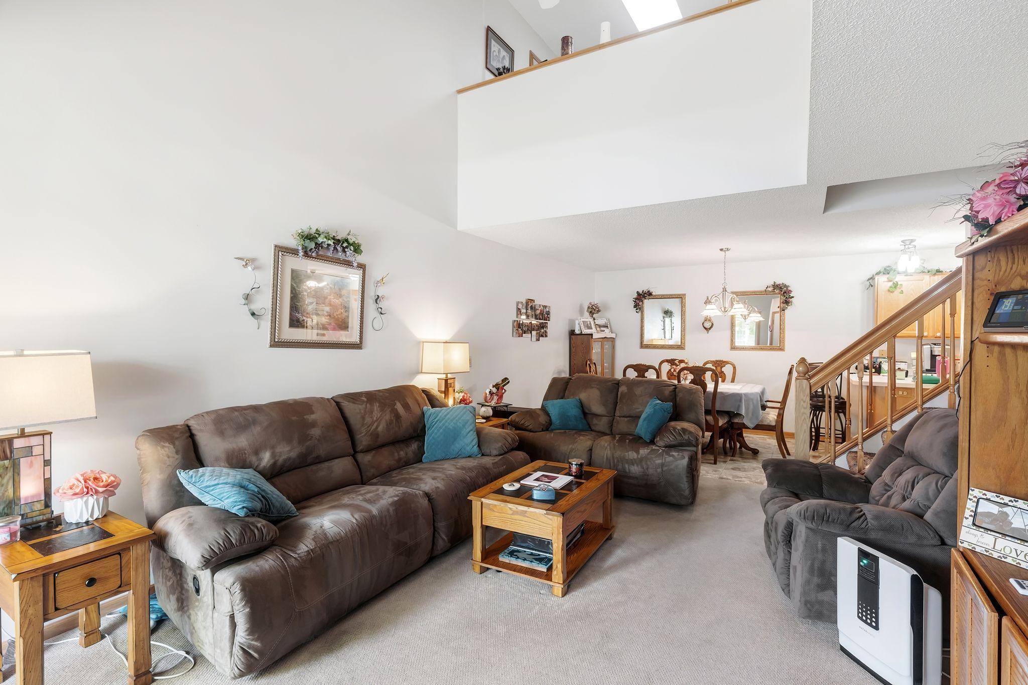 View of Residential at 7036 49th Street, Oakdale MN 55128, Oakdale (4 of 23) - Mike Wilen | Minnesota Team Real Estate