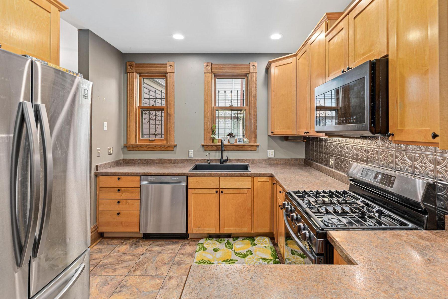View of Residential at 3139 2nd Avenue, Minneapolis MN 55408, Minneapolis (11 of 32) - Mike Wilen | Minnesota Team Real Estate