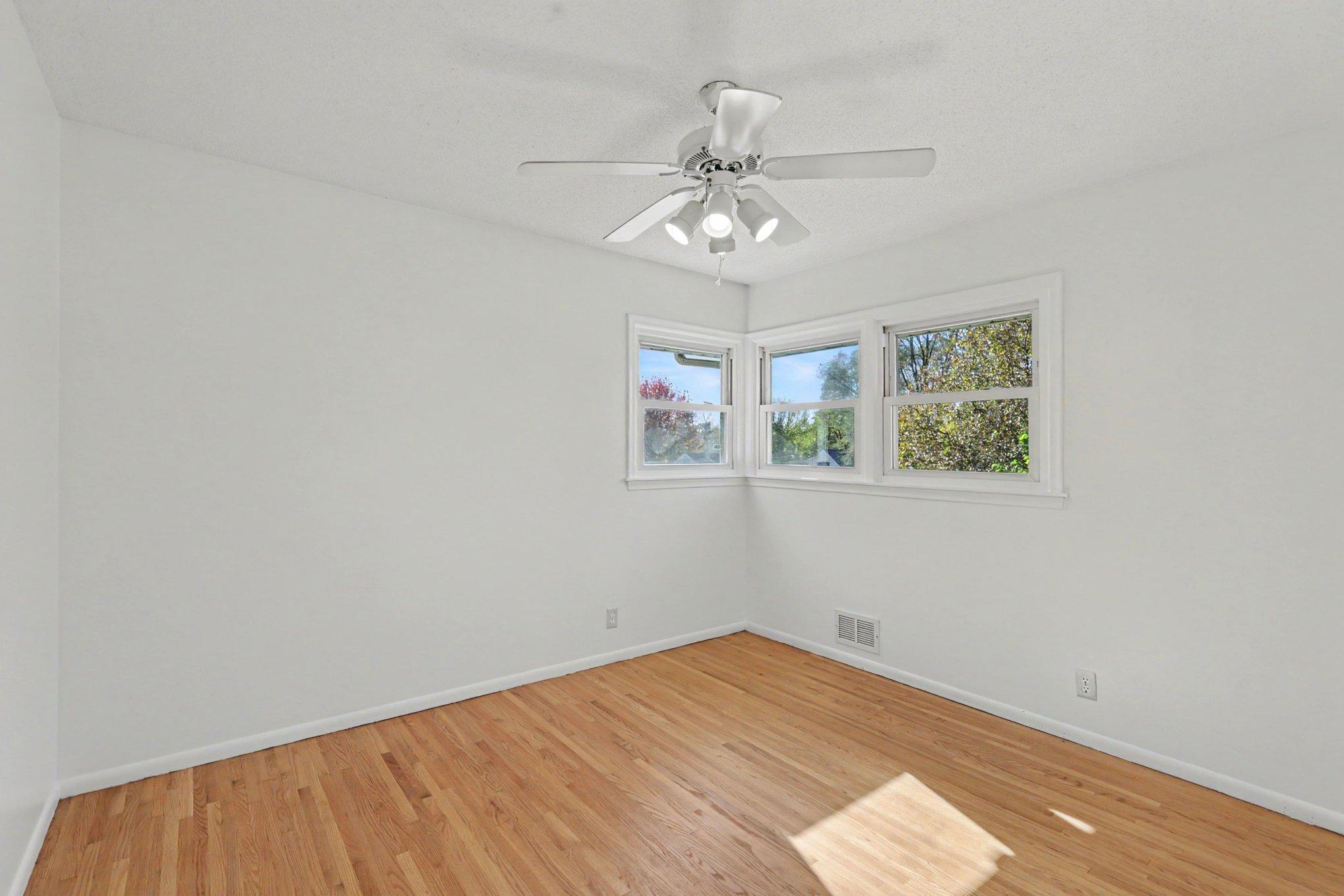 View of Residential at 2050 Farrington Street, Roseville MN 55113, Roseville (14 of 32) - Mike Wilen | Minnesota Team Real Estate