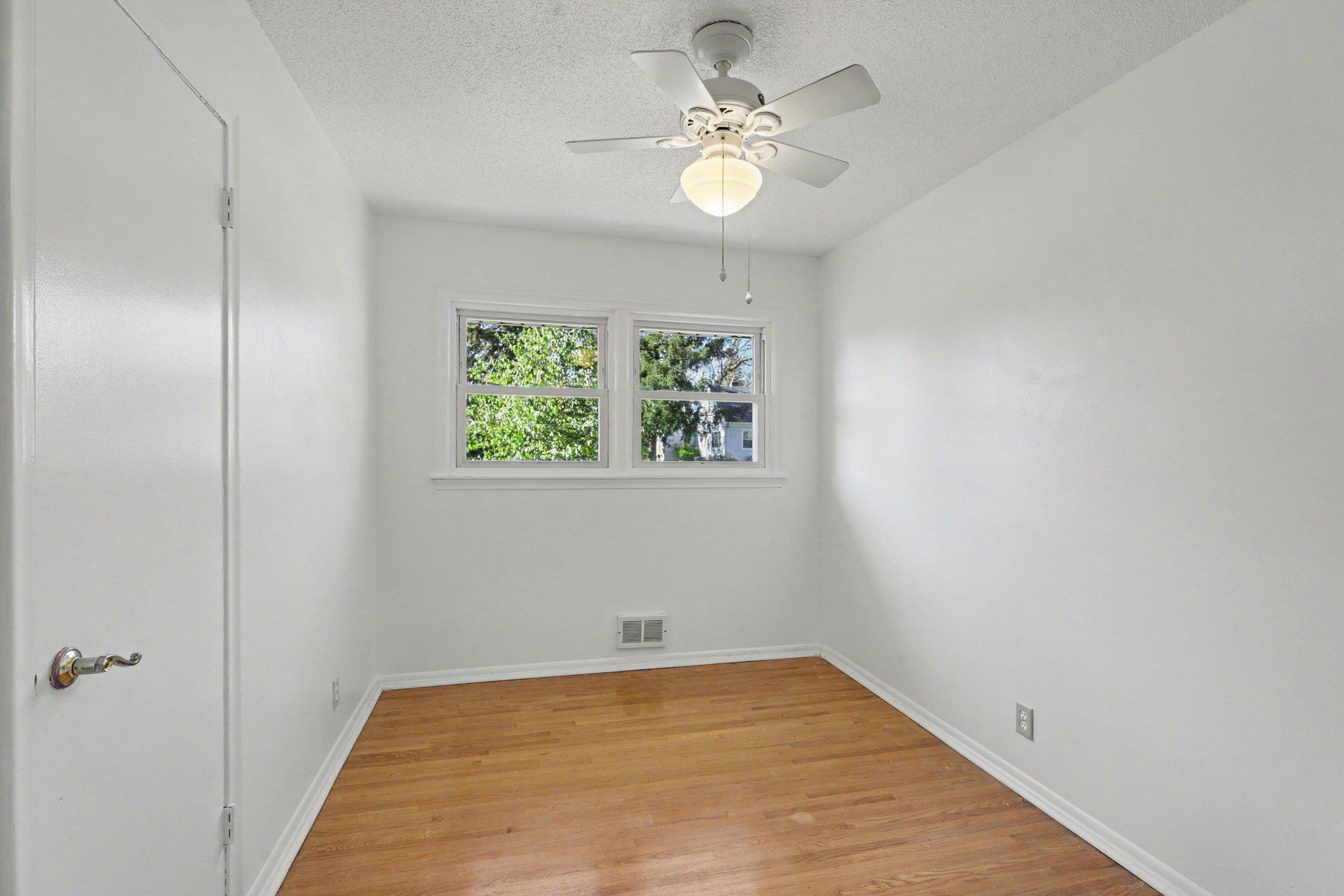 View of Residential at 2050 Farrington Street, Roseville MN 55113, Roseville (18 of 32) - Mike Wilen | Minnesota Team Real Estate