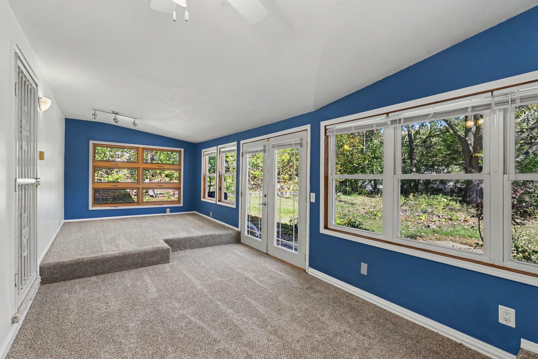 View of Residential at 2050 Farrington Street, Roseville MN 55113, Roseville (12 of 32) - Mike Wilen | Minnesota Team Real Estate