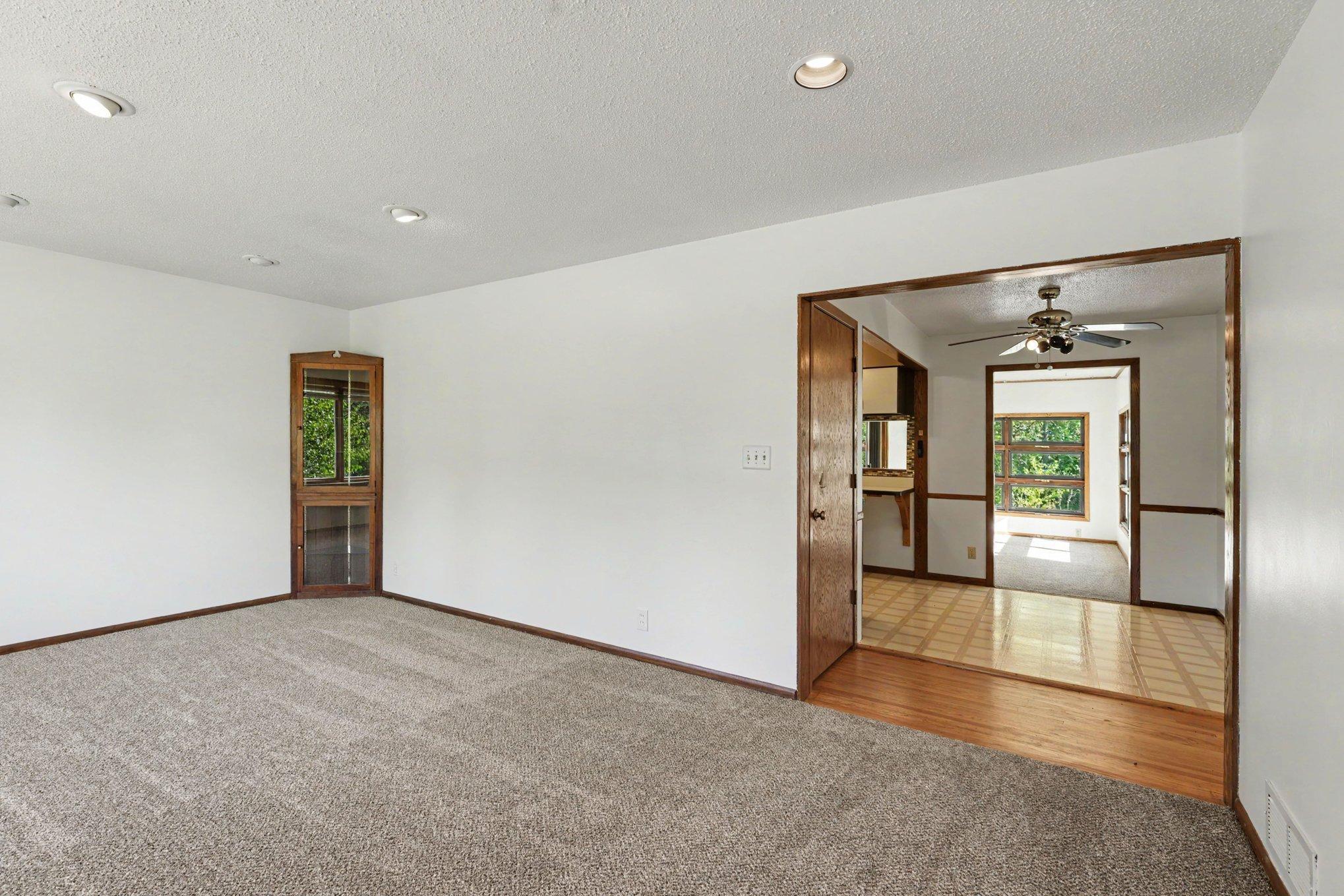 View of Residential at 2050 Farrington Street, Roseville MN 55113, Roseville (3 of 32) - Mike Wilen | Minnesota Team Real Estate