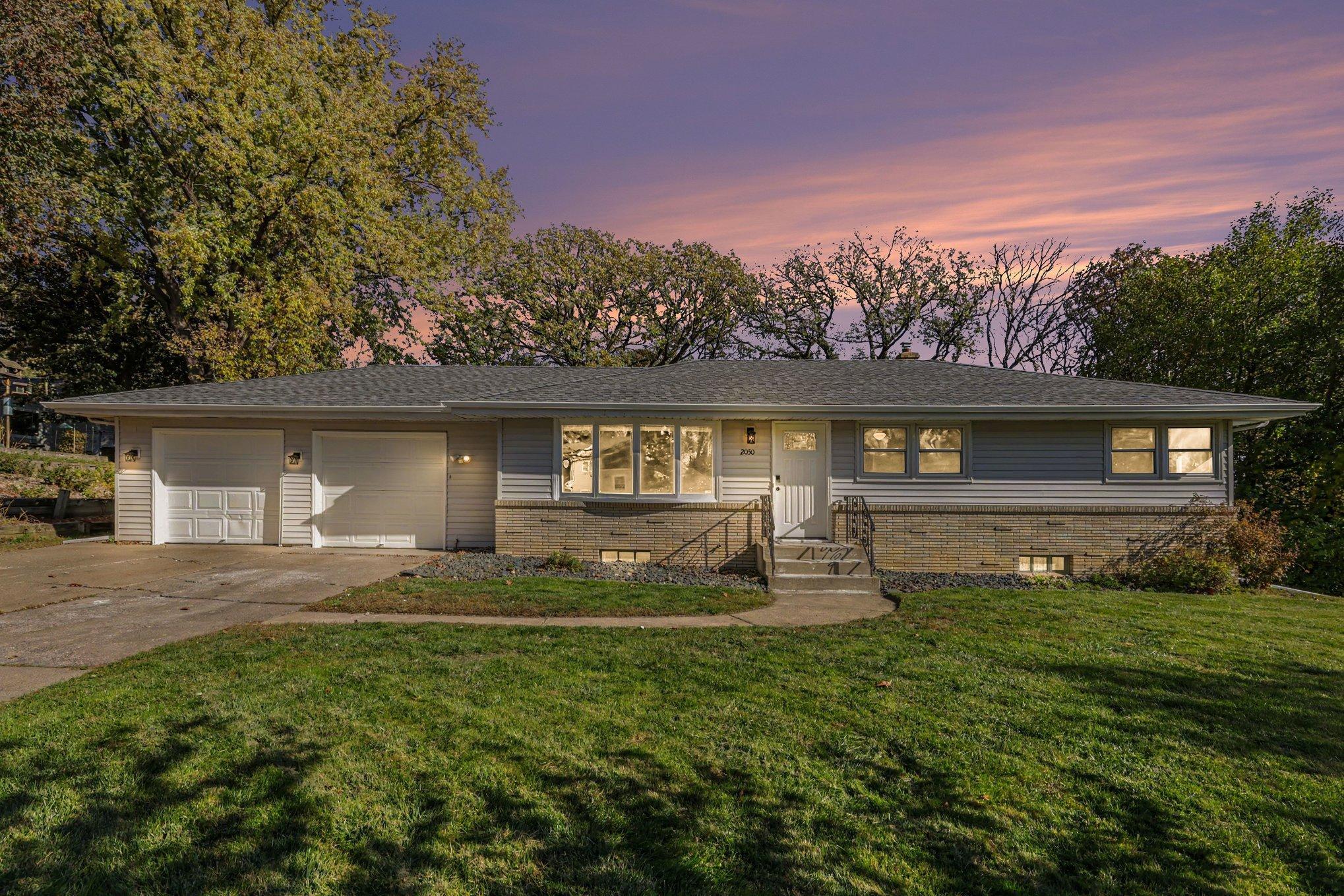 View of Residential at 2050 Farrington Street, Roseville MN 55113, Roseville (31 of 32) - Mike Wilen | Minnesota Team Real Estate