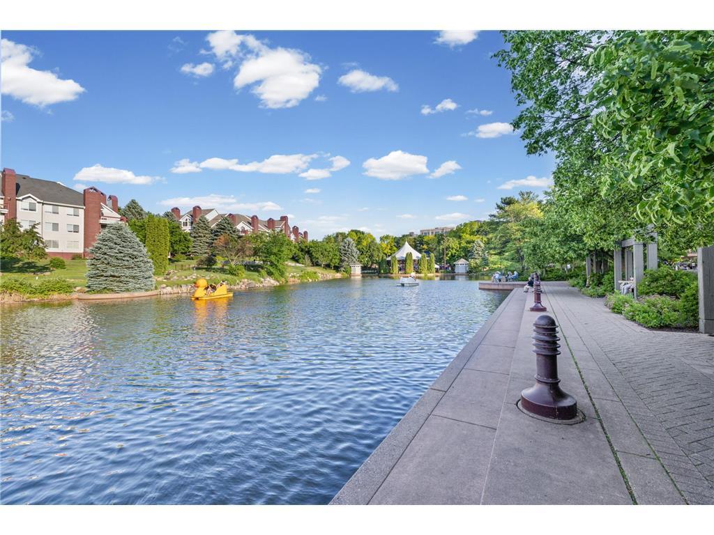 View of Residential at 7631 Edinborough Way #5213, Edina MN 55435, Edina (20 of 23) - Mike Wilen | Minnesota Team Real Estate