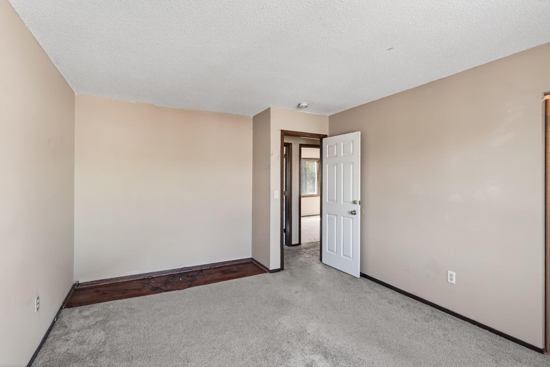 View of Residential at 605 Portland Drive, Burnsville MN 55337, Burnsville (26 of 38) - Mike Wilen | Minnesota Team Real Estate