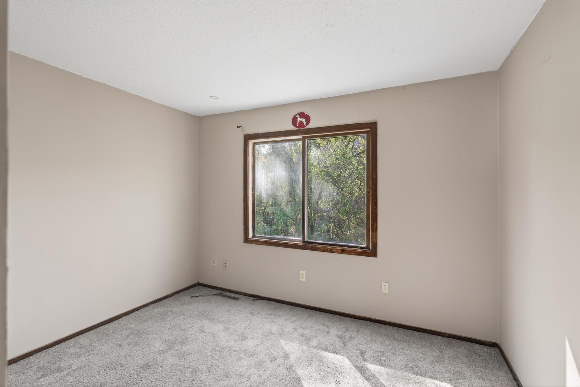 View of Residential at 605 Portland Drive, Burnsville MN 55337, Burnsville (24 of 38) - Mike Wilen | Minnesota Team Real Estate