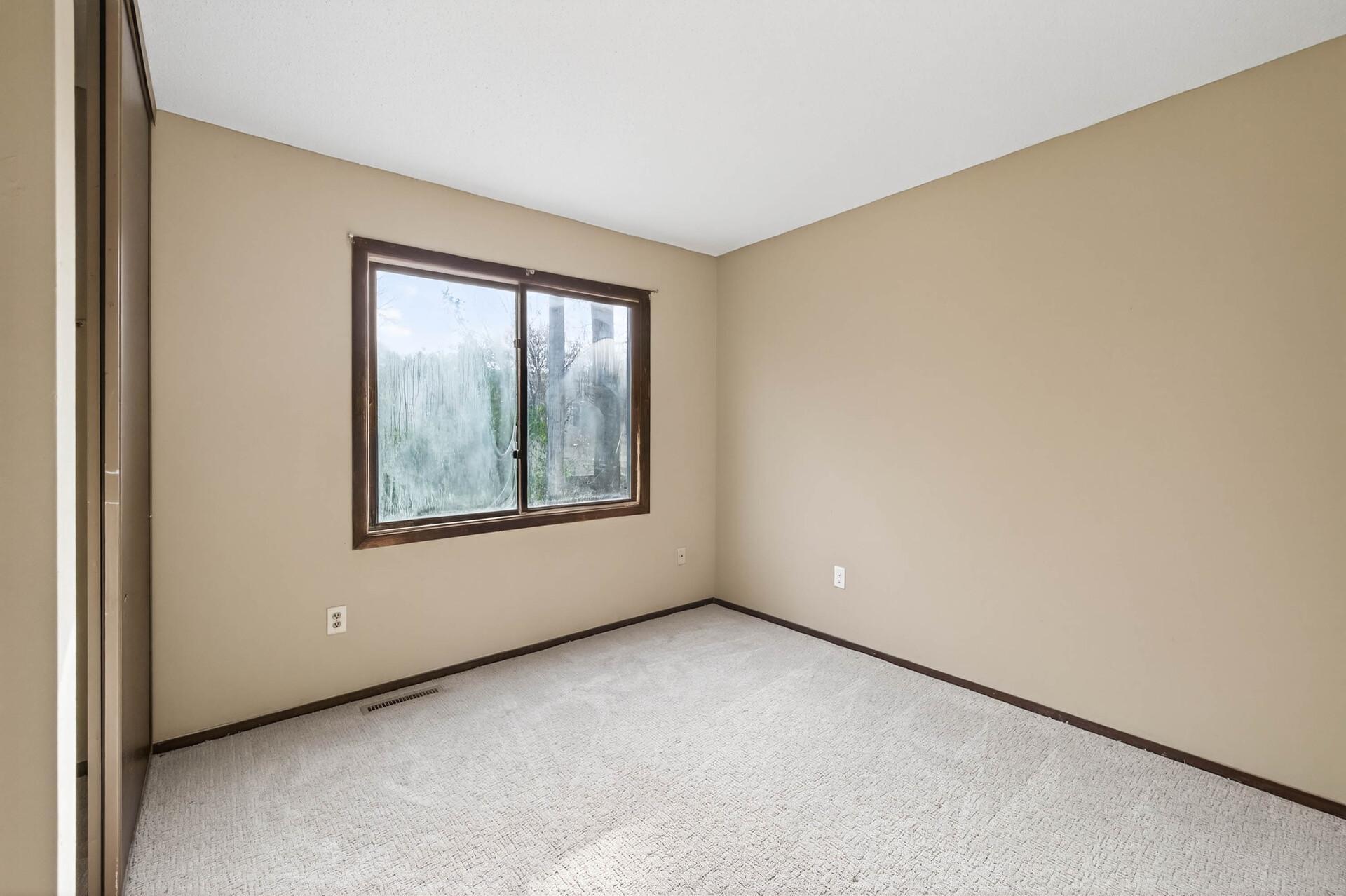 View of Residential at 605 Portland Drive, Burnsville MN 55337, Burnsville (20 of 38) - Mike Wilen | Minnesota Team Real Estate
