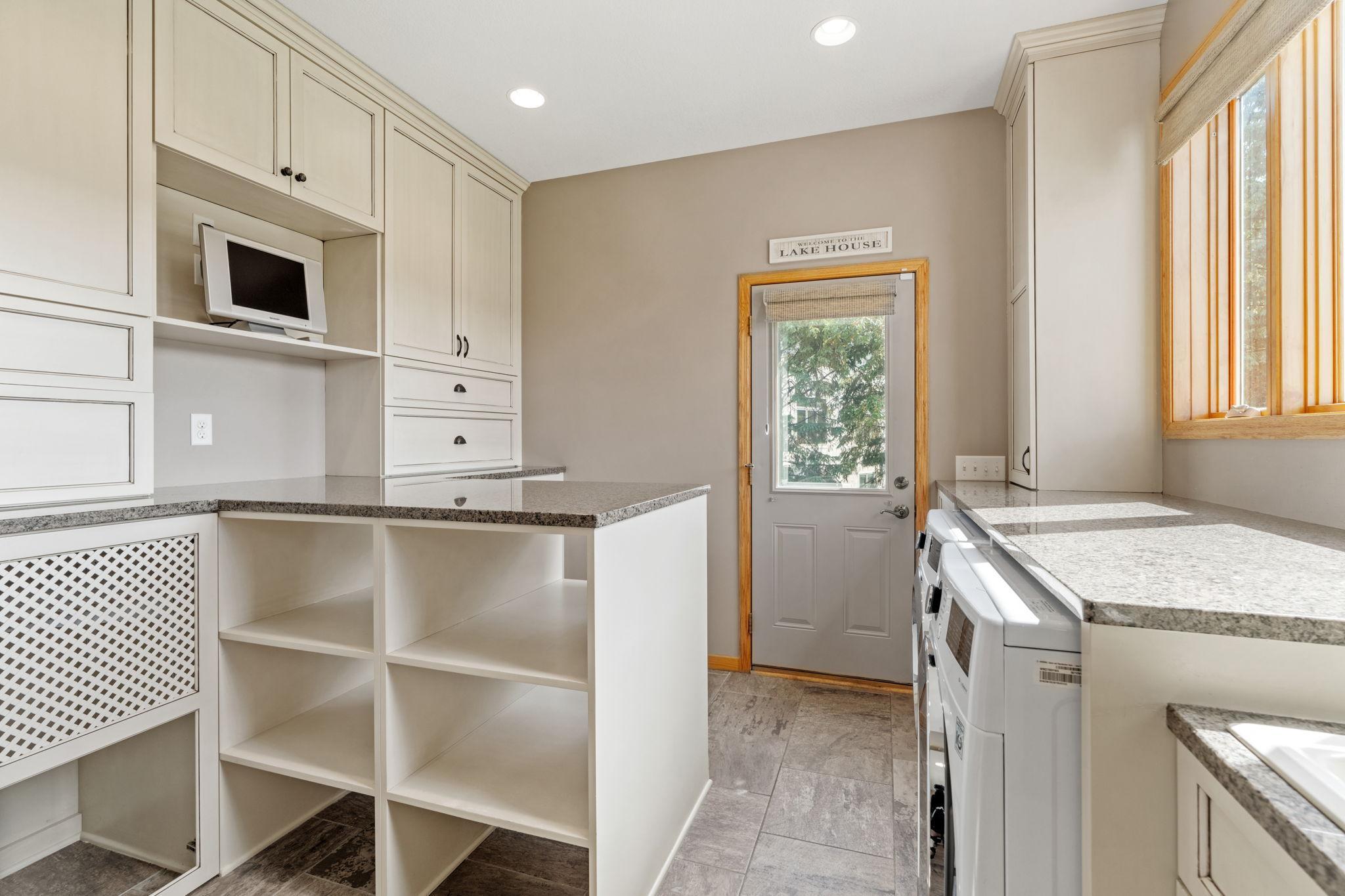 View of Residential at 6210 Deerwood Circle, Plymouth MN 55442, Plymouth (29 of 38) - Mike Wilen | Minnesota Team Real Estate