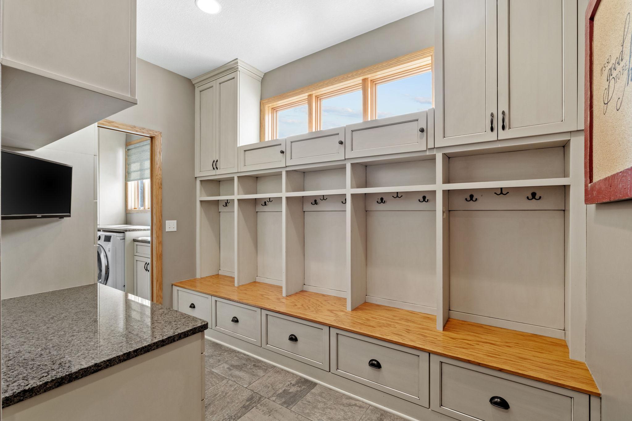 View of Residential at 6210 Deerwood Circle, Plymouth MN 55442, Plymouth (30 of 38) - Mike Wilen | Minnesota Team Real Estate