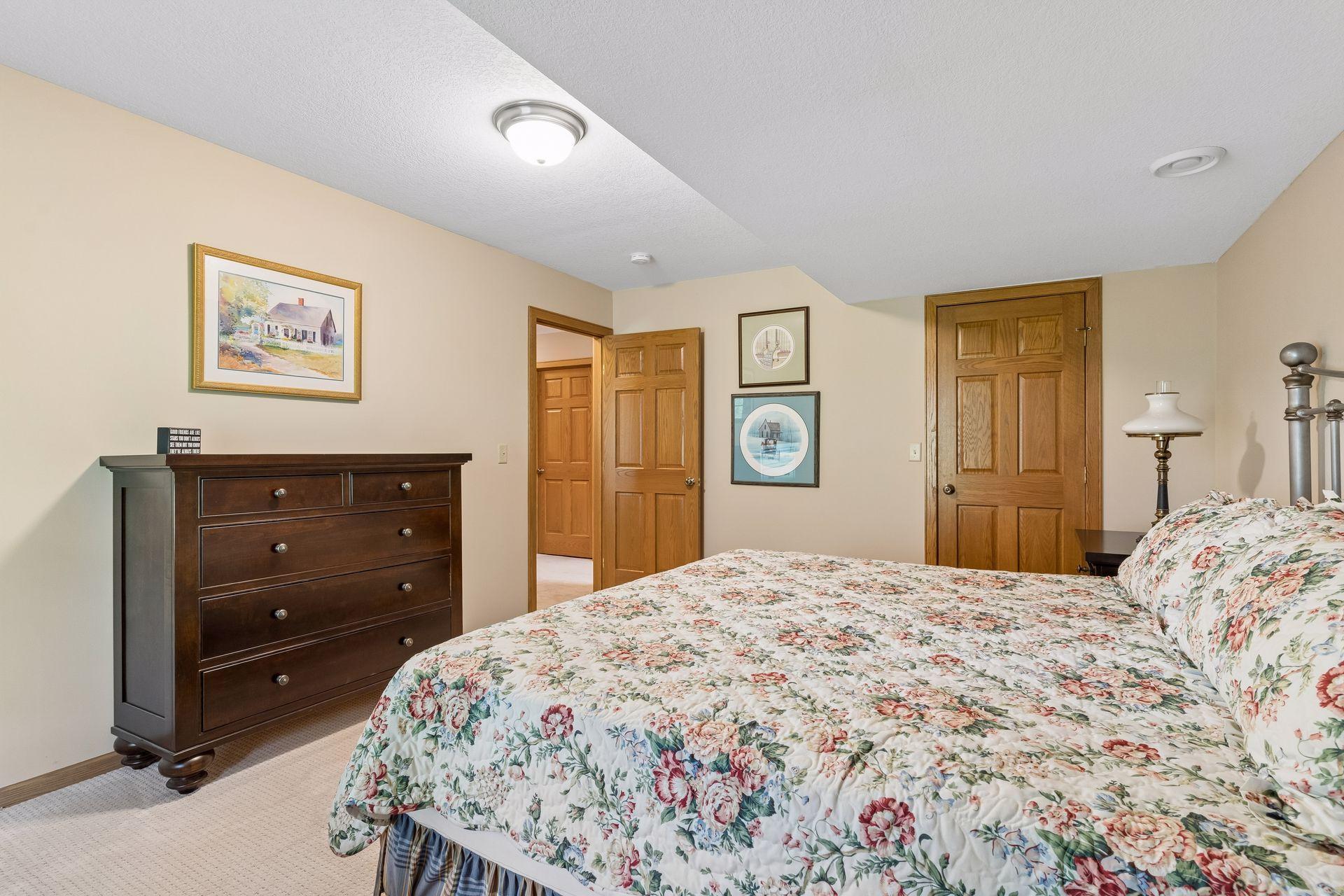 View of Residential at 9755 Wedgewood Circle, Woodbury MN 55125, Woodbury (48 of 74) - Mike Wilen | Minnesota Team Real Estate