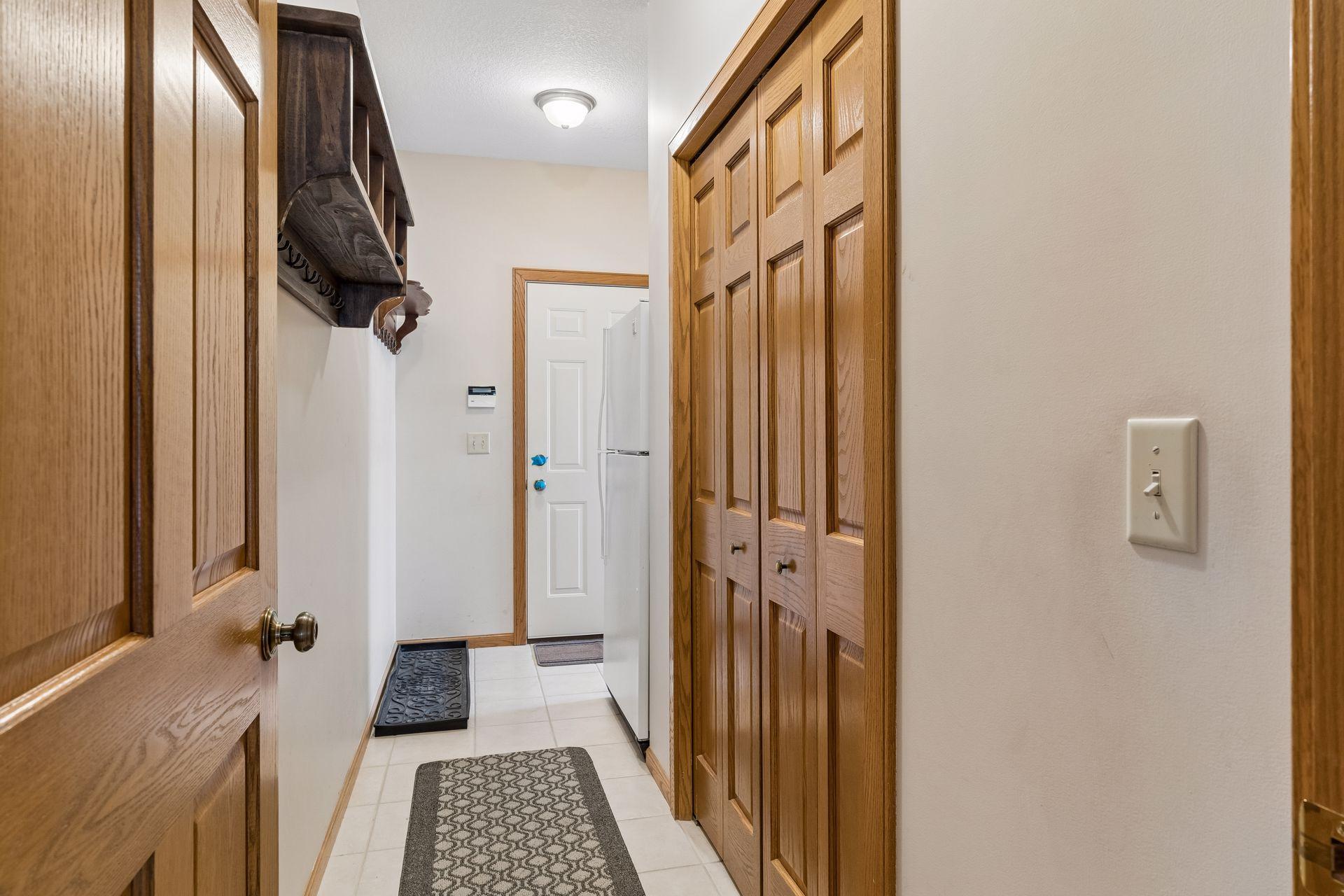 View of Residential at 9755 Wedgewood Circle, Woodbury MN 55125, Woodbury (37 of 74) - Mike Wilen | Minnesota Team Real Estate