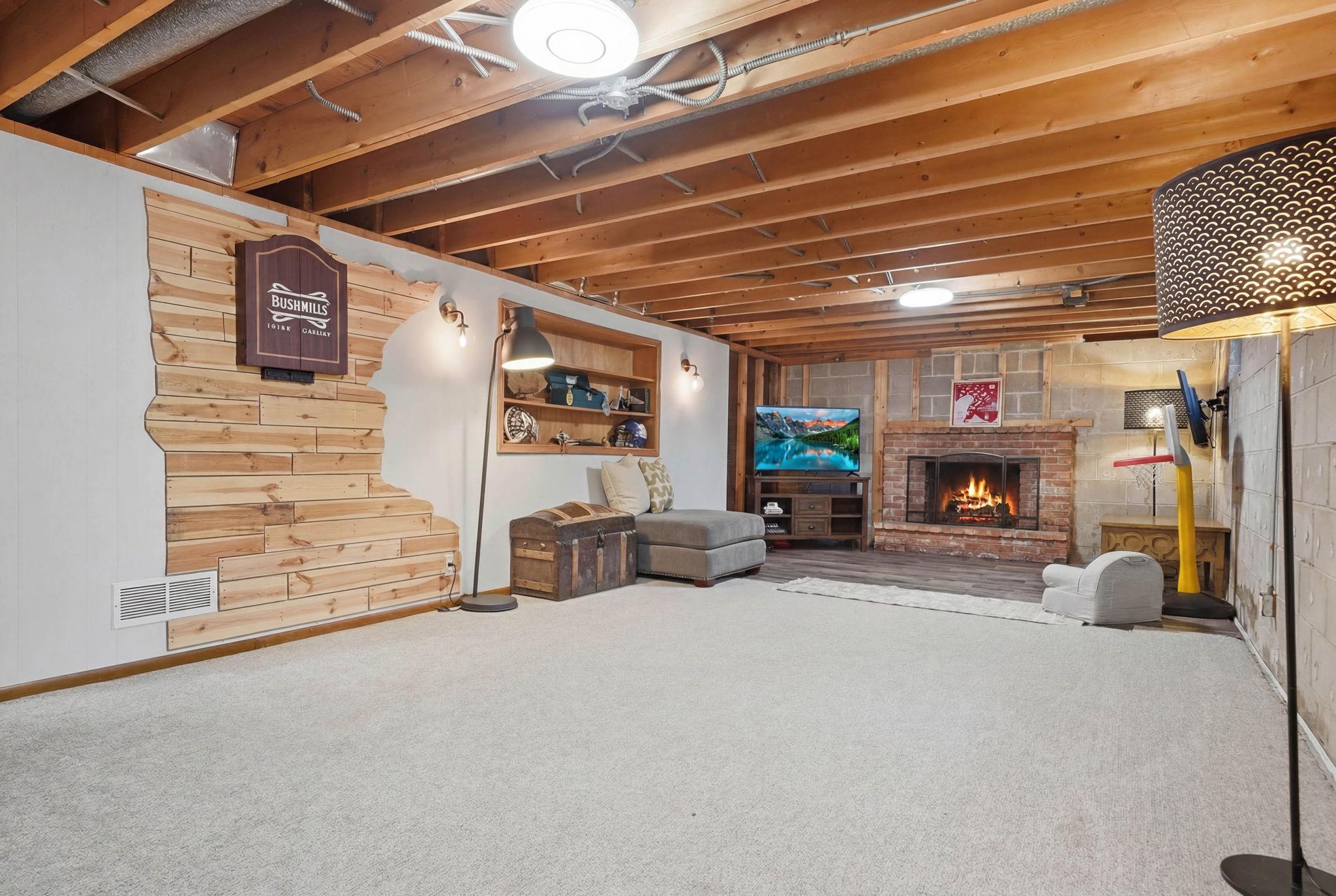 View of Residential at 2400 Cavell Avenue, Golden Valley MN 55427, Golden Valley (41 of 58) - Mike Wilen | Minnesota Team Real Estate