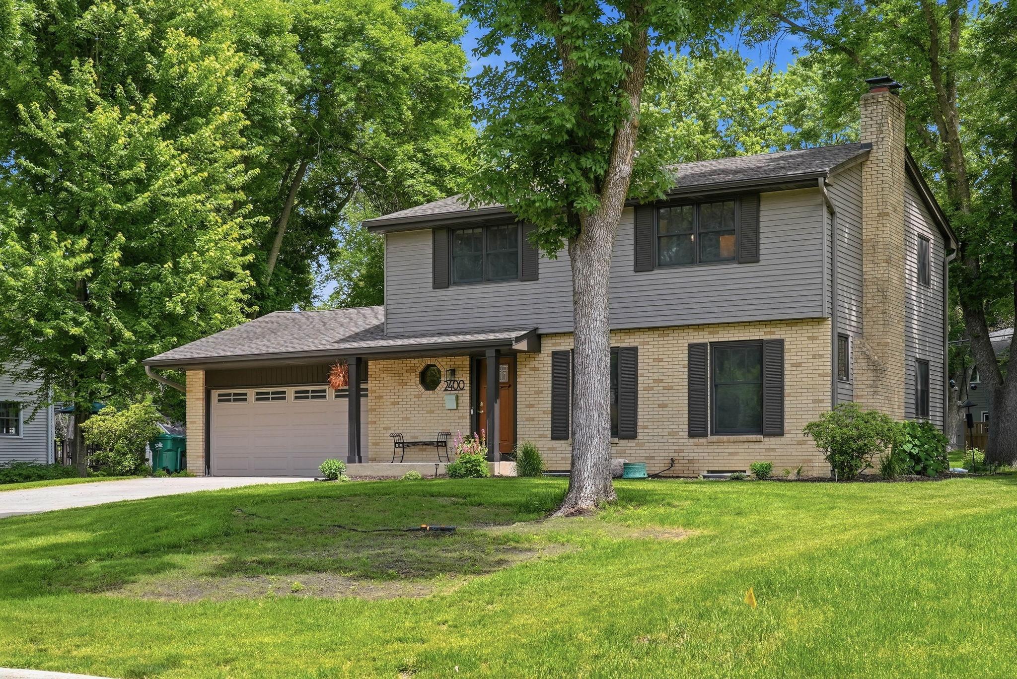 View of Residential at 2400 Cavell Avenue, Golden Valley MN 55427, Golden Valley (5 of 58) - Mike Wilen | Minnesota Team Real Estate