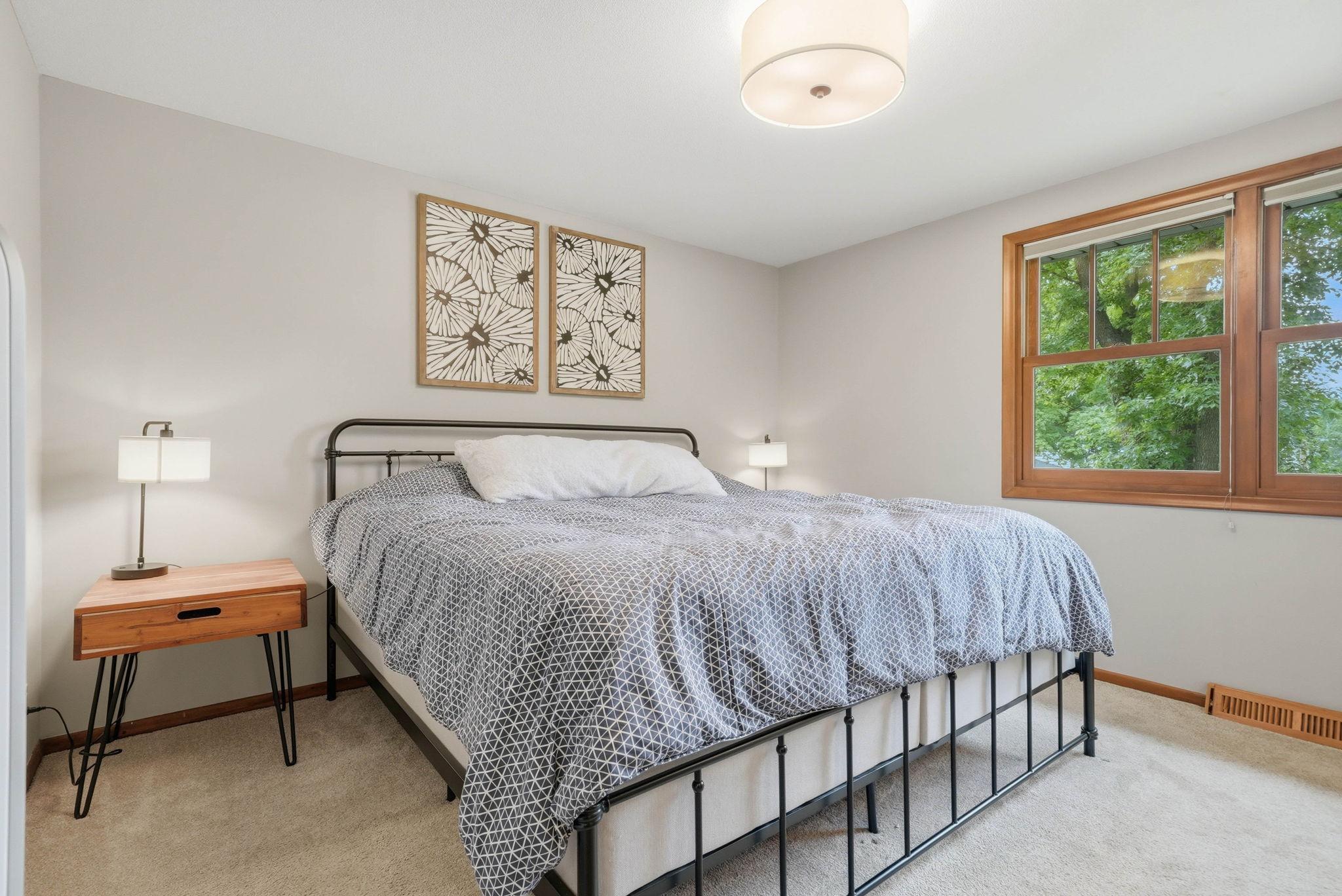 View of Residential at 2400 Cavell Avenue, Golden Valley MN 55427, Golden Valley (27 of 58) - Mike Wilen | Minnesota Team Real Estate