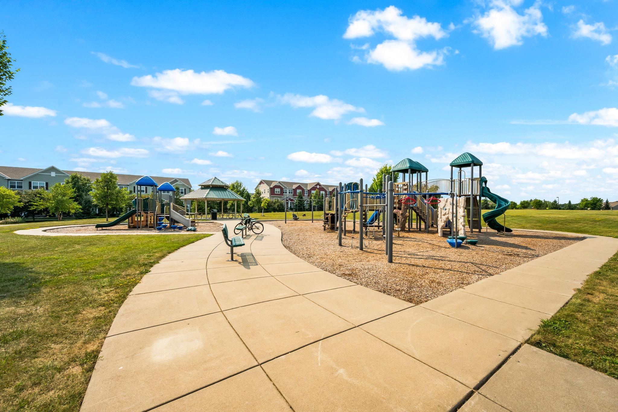 View of Residential at 9531 Declaration Drive, Chanhassen MN 55317, Chanhassen (37 of 40) - Mike Wilen | Minnesota Team Real Estate