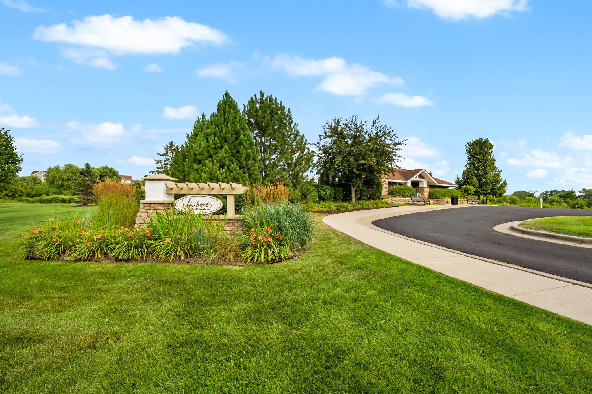 View of Residential at 9531 Declaration Drive, Chanhassen MN 55317, Chanhassen (36 of 40) - Mike Wilen | Minnesota Team Real Estate