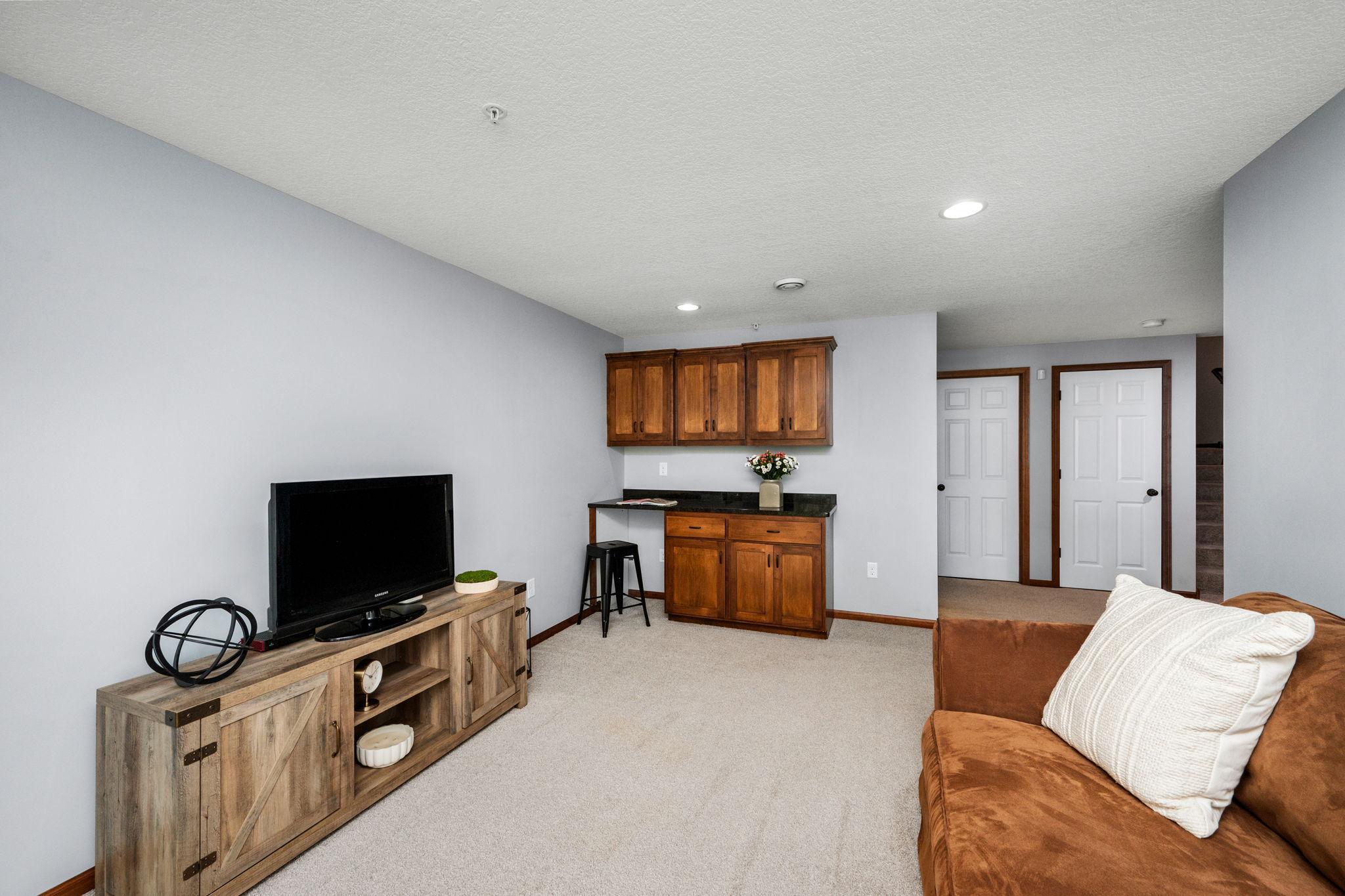 View of Residential at 9531 Declaration Drive, Chanhassen MN 55317, Chanhassen (27 of 40) - Mike Wilen | Minnesota Team Real Estate