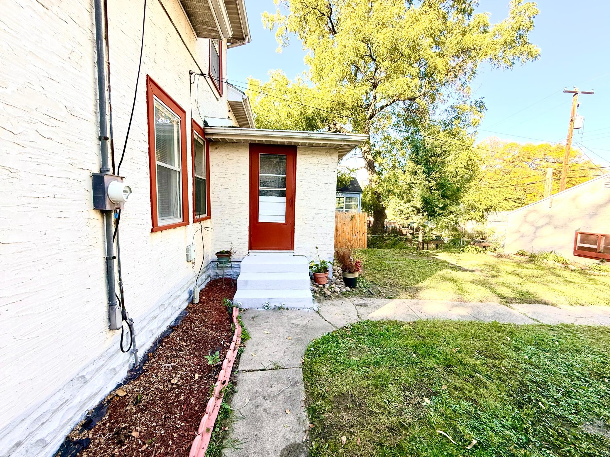 View of Residential at 3346 Sheridan Avenue, Minneapolis MN 55412, Minneapolis (25 of 25) - Mike Wilen | Minnesota Team Real Estate
