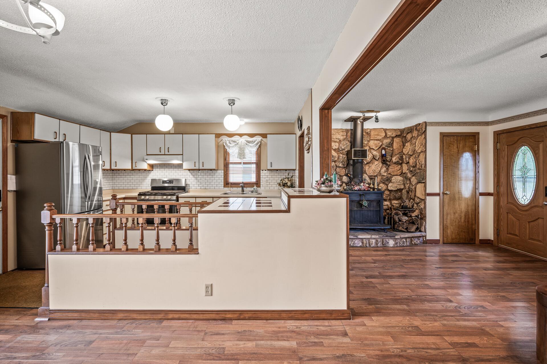 View of Residential at 2233 Fremont Avenue, Saint Paul MN 55119, Saint Paul (9 of 30) - Mike Wilen | Minnesota Team Real Estate