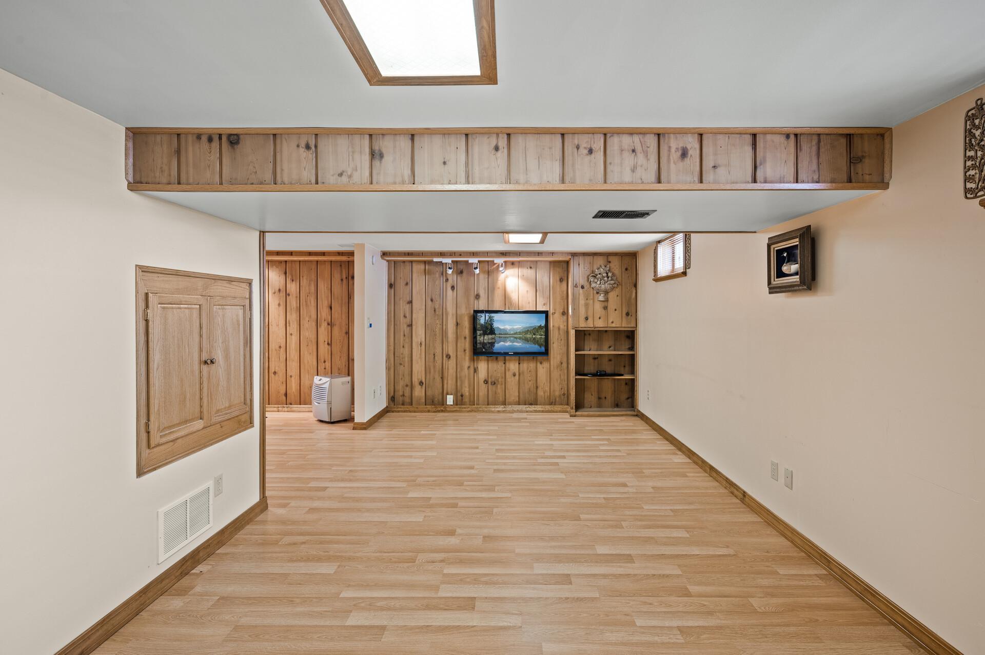 View of Residential at 2233 Fremont Avenue, Saint Paul MN 55119, Saint Paul (25 of 30) - Mike Wilen | Minnesota Team Real Estate