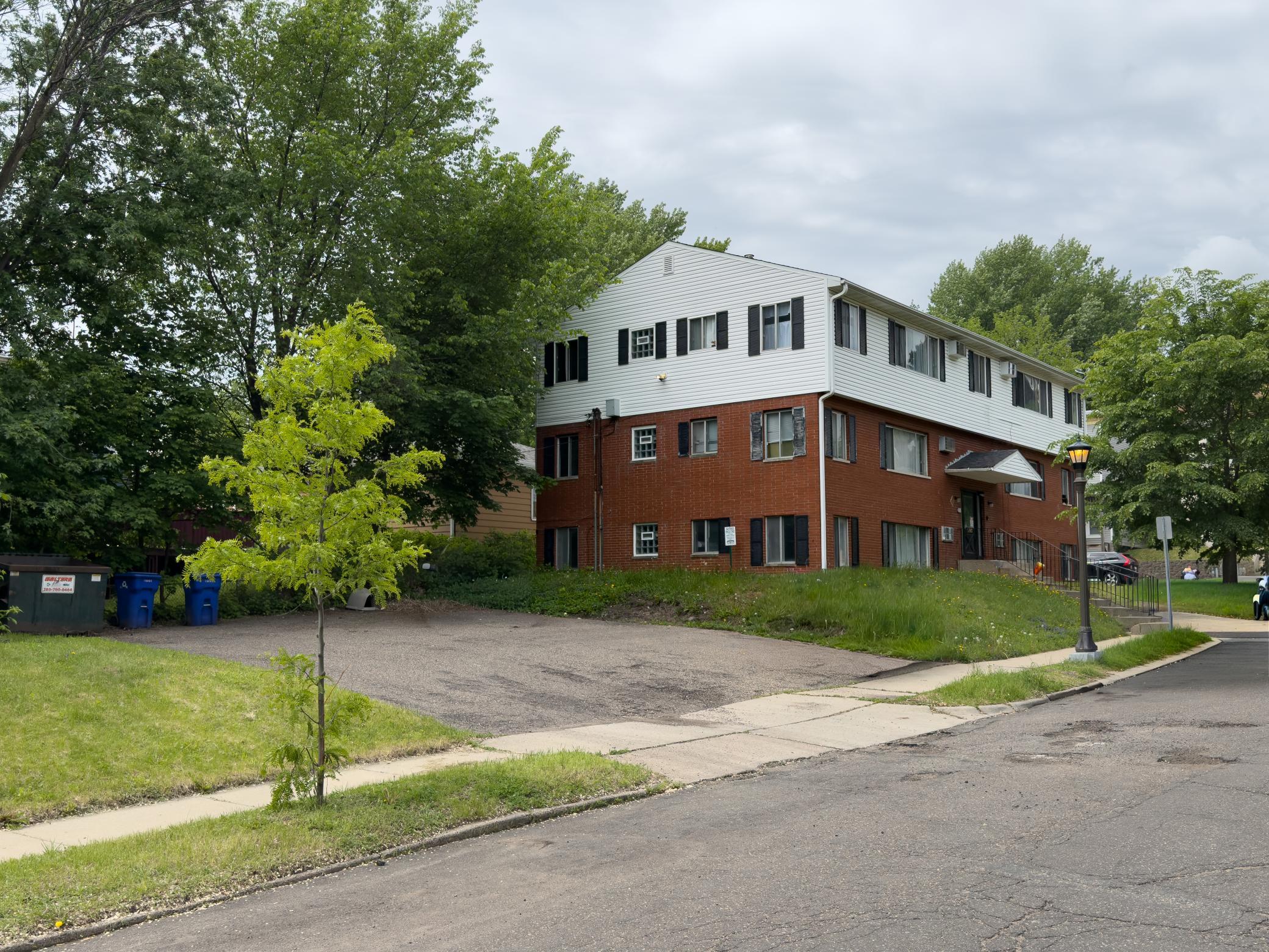 View of Commercial Sale at 280 Winifred Street, Saint Paul MN 55107, Saint Paul (2 of 10) - Mike Wilen | Minnesota Team Real Estate