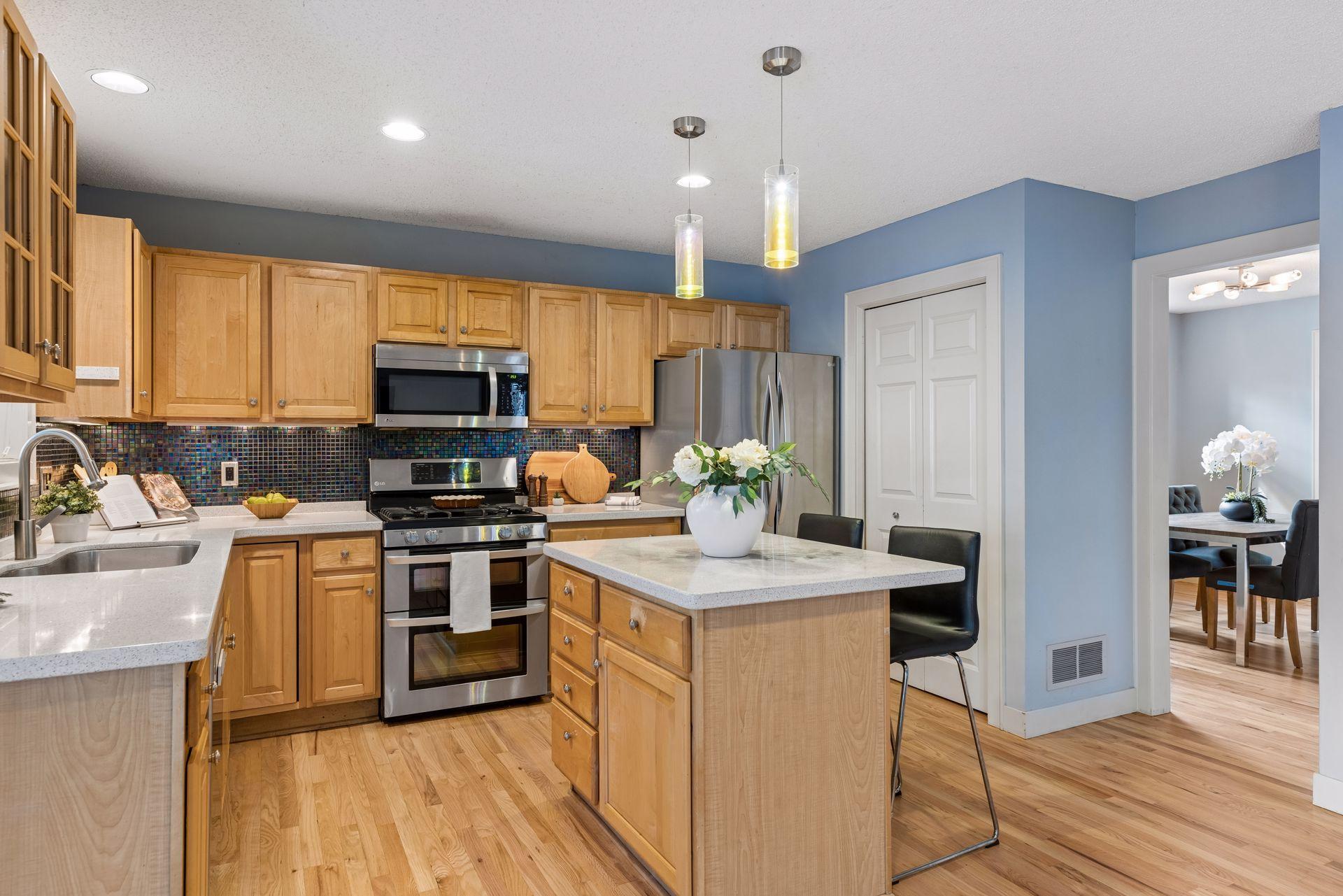 View of Residential at 1918 Berkeley Avenue, Saint Paul MN 55105, Saint Paul (19 of 47) - Mike Wilen | Minnesota Team Real Estate