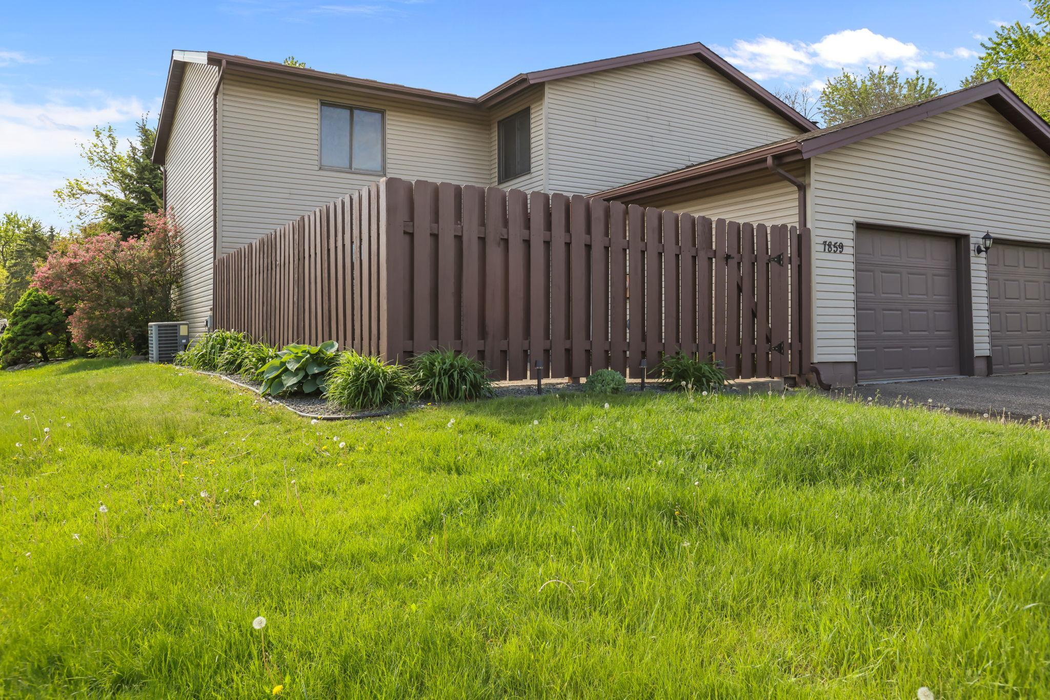 View of Residential at 7859 Dunmore Road, Woodbury MN 55125, Woodbury (18 of 21) - Mike Wilen | Minnesota Team Real Estate
