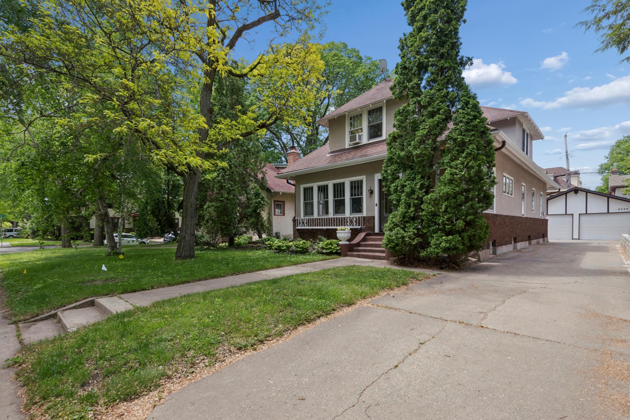 View of Residential at 4348 Lyndale Avenue, Minneapolis MN 55409, Minneapolis (35 of 36) - Mike Wilen | Minnesota Team Real Estate