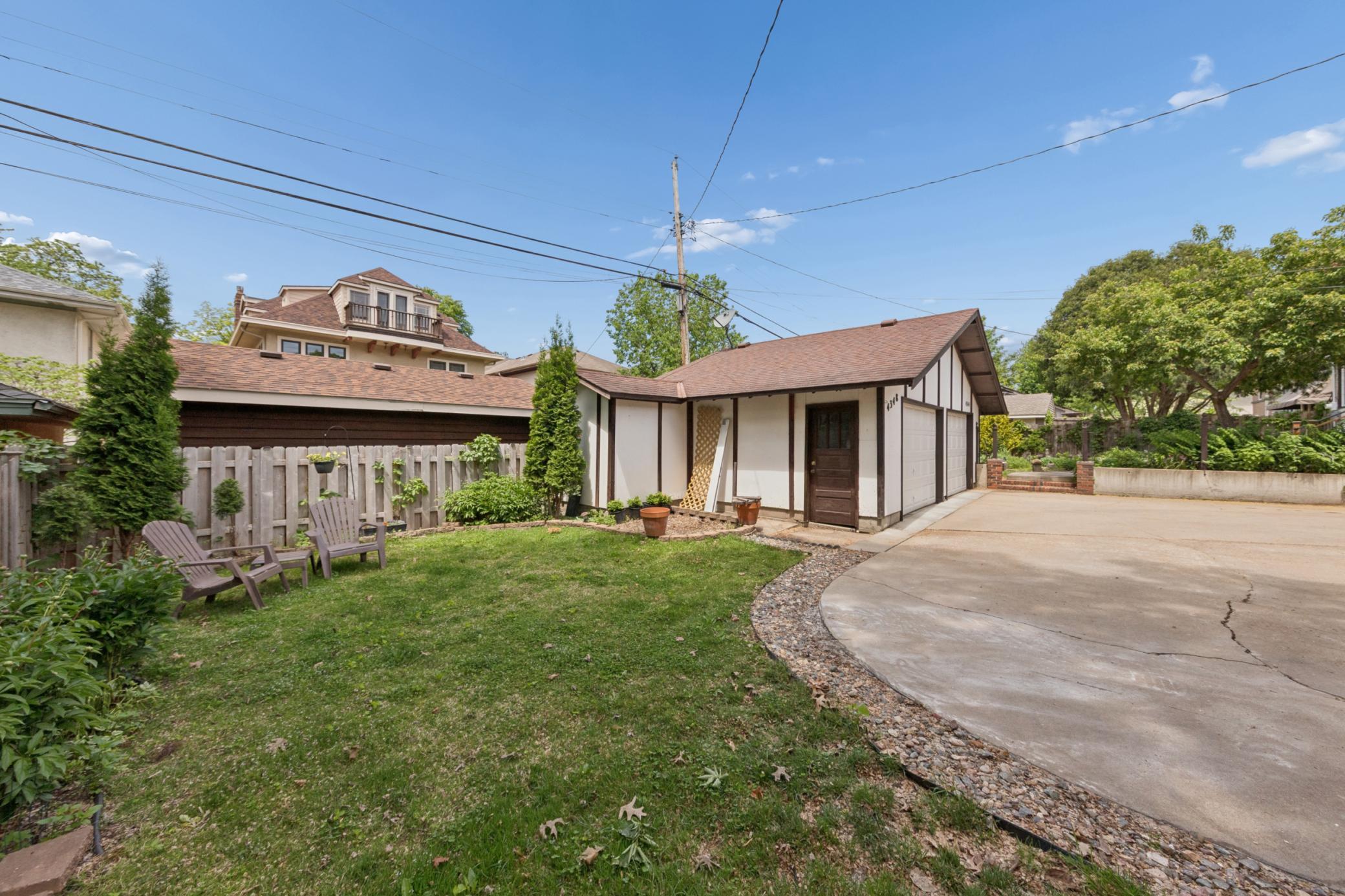 View of Residential at 4348 Lyndale Avenue, Minneapolis MN 55409, Minneapolis (33 of 36) - Mike Wilen | Minnesota Team Real Estate