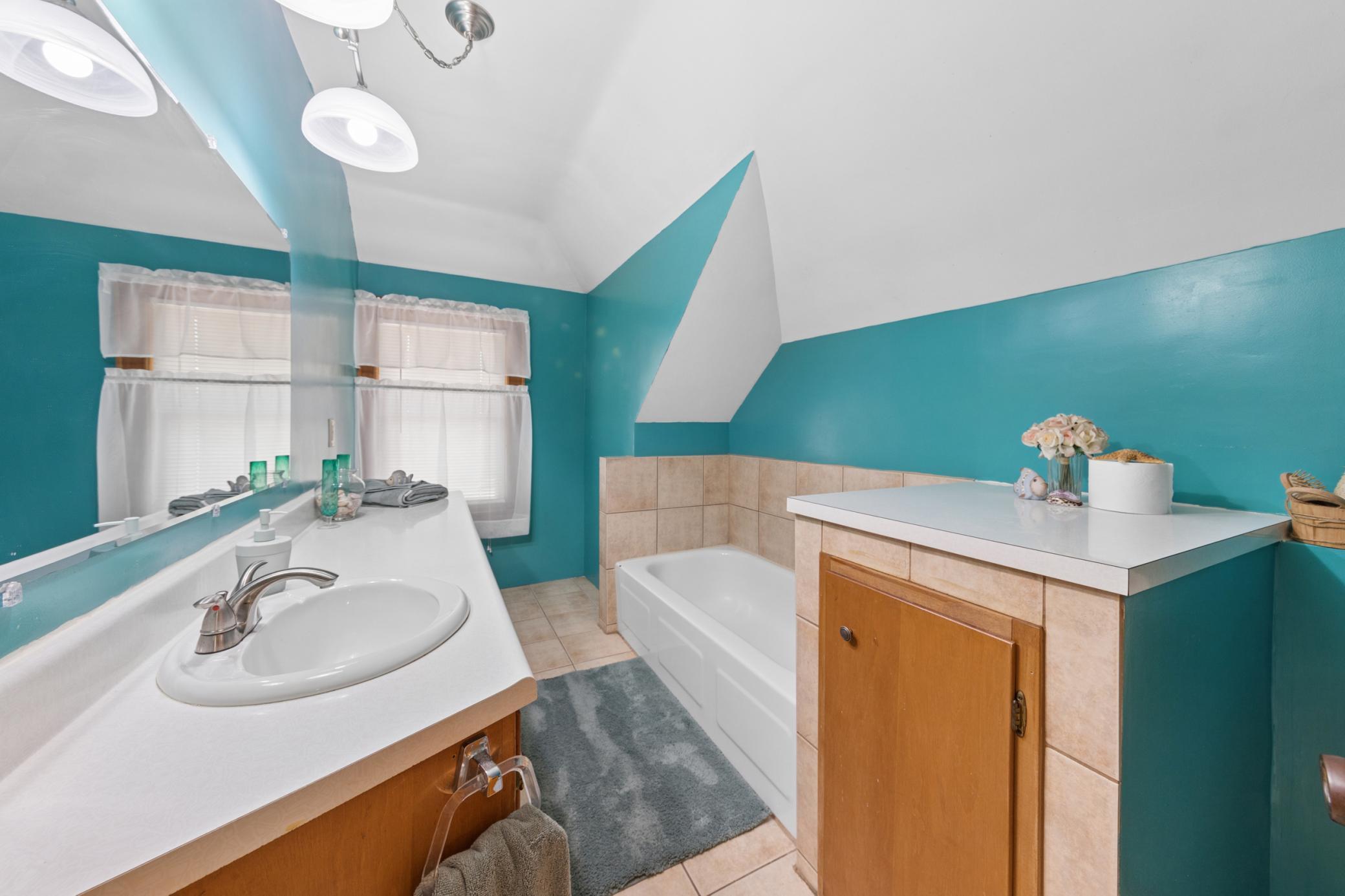 View of Residential at 4348 Lyndale Avenue, Minneapolis MN 55409, Minneapolis (21 of 36) - Mike Wilen | Minnesota Team Real Estate