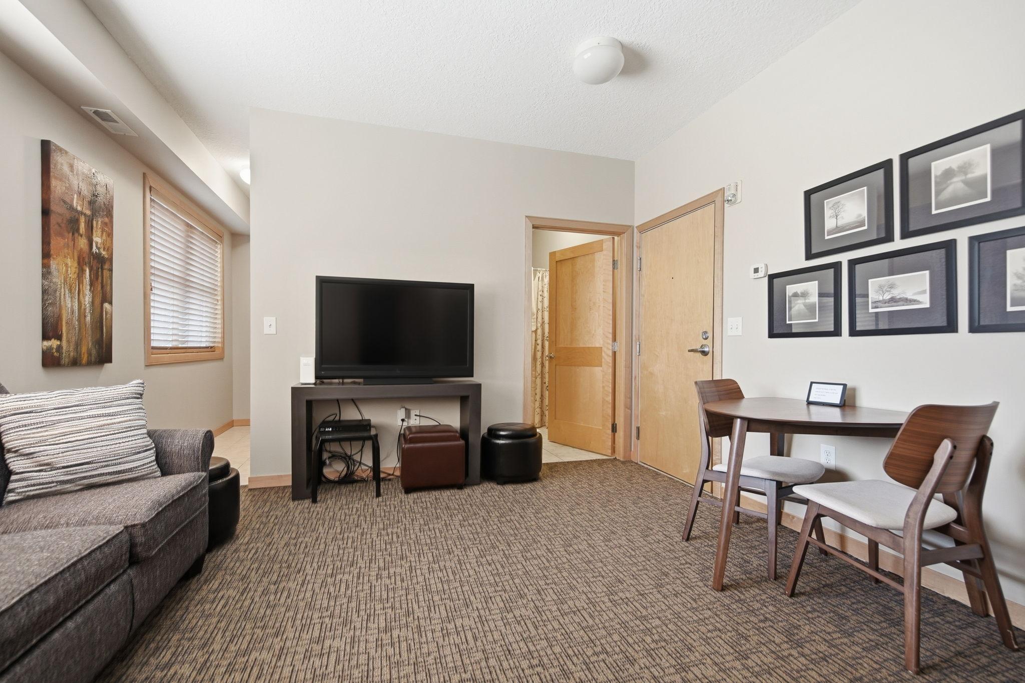 View of Residential at 2201 Village Lane #A204, Bloomington MN 55431, Bloomington (38 of 48) - Mike Wilen | Minnesota Team Real Estate