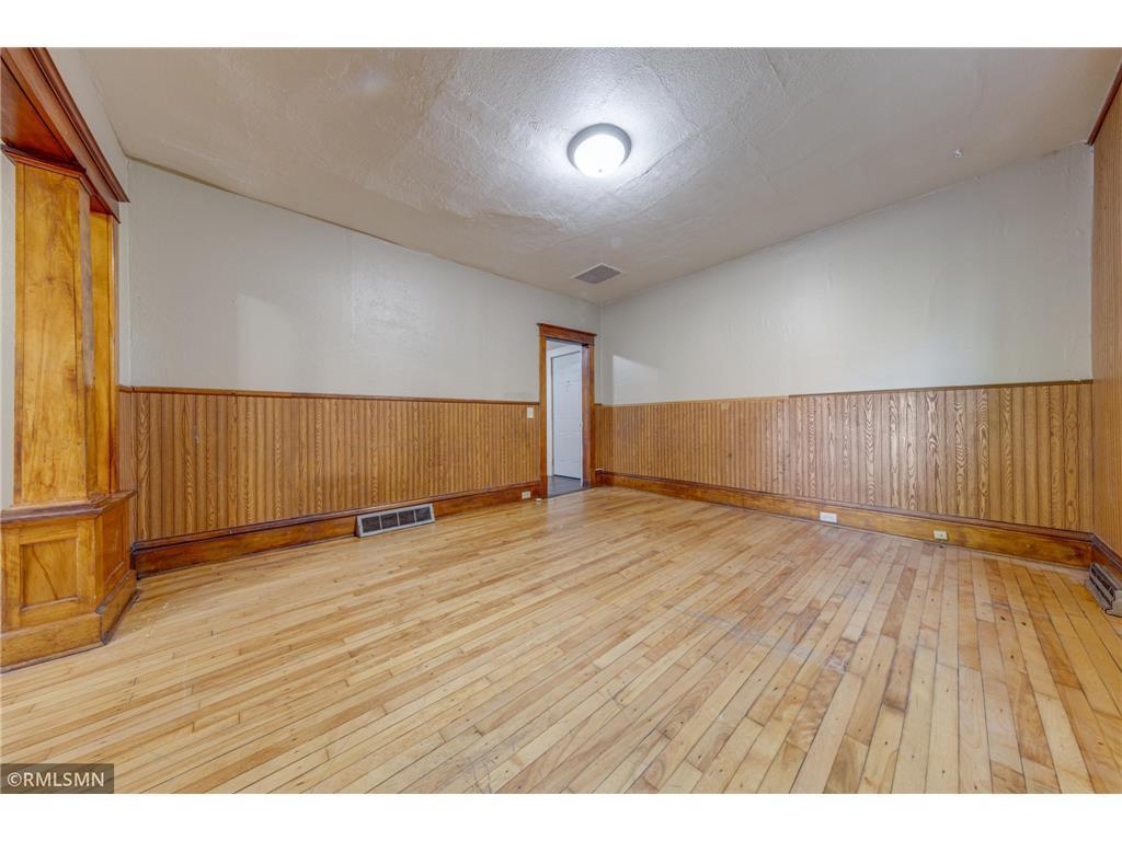 View of Residential at 3842 Fremont Avenue, Minneapolis MN 55412, Minneapolis (5 of 19) - Mike Wilen | Minnesota Team Real Estate