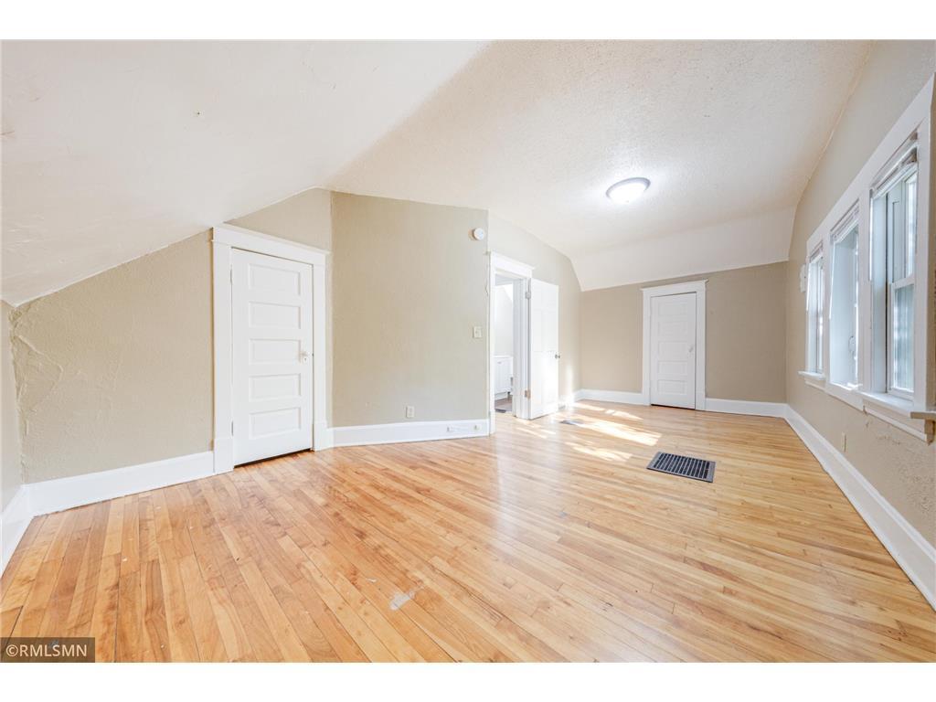 View of Residential at 3842 Fremont Avenue, Minneapolis MN 55412, Minneapolis (12 of 19) - Mike Wilen | Minnesota Team Real Estate