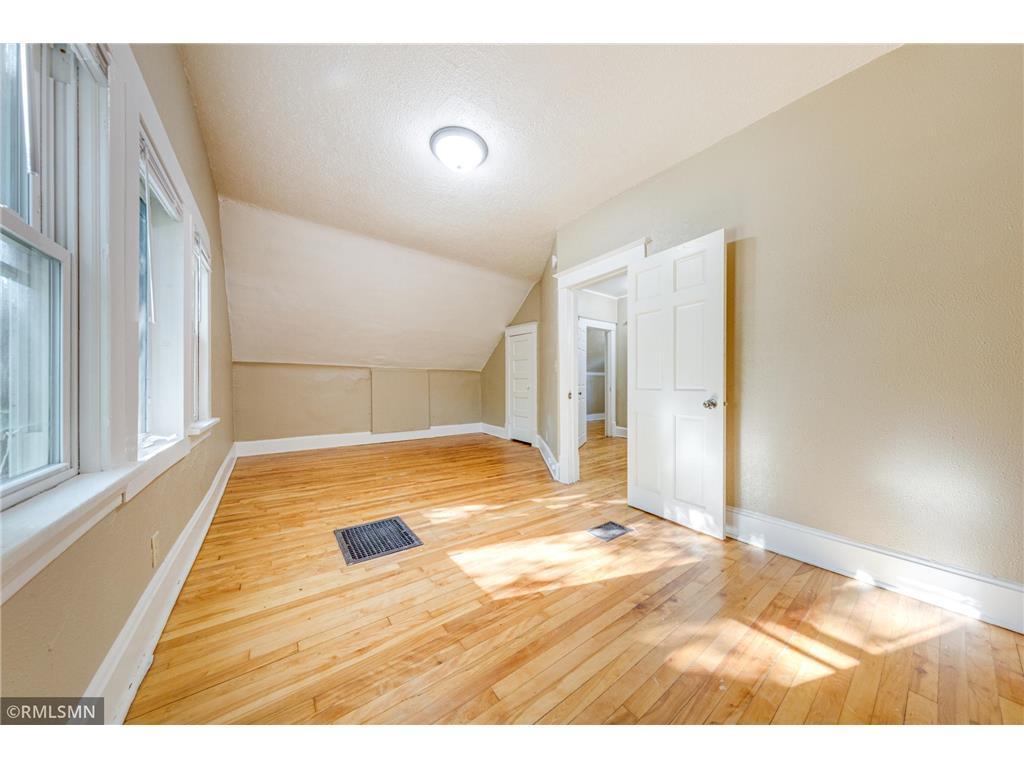 View of Residential at 3842 Fremont Avenue, Minneapolis MN 55412, Minneapolis (11 of 19) - Mike Wilen | Minnesota Team Real Estate