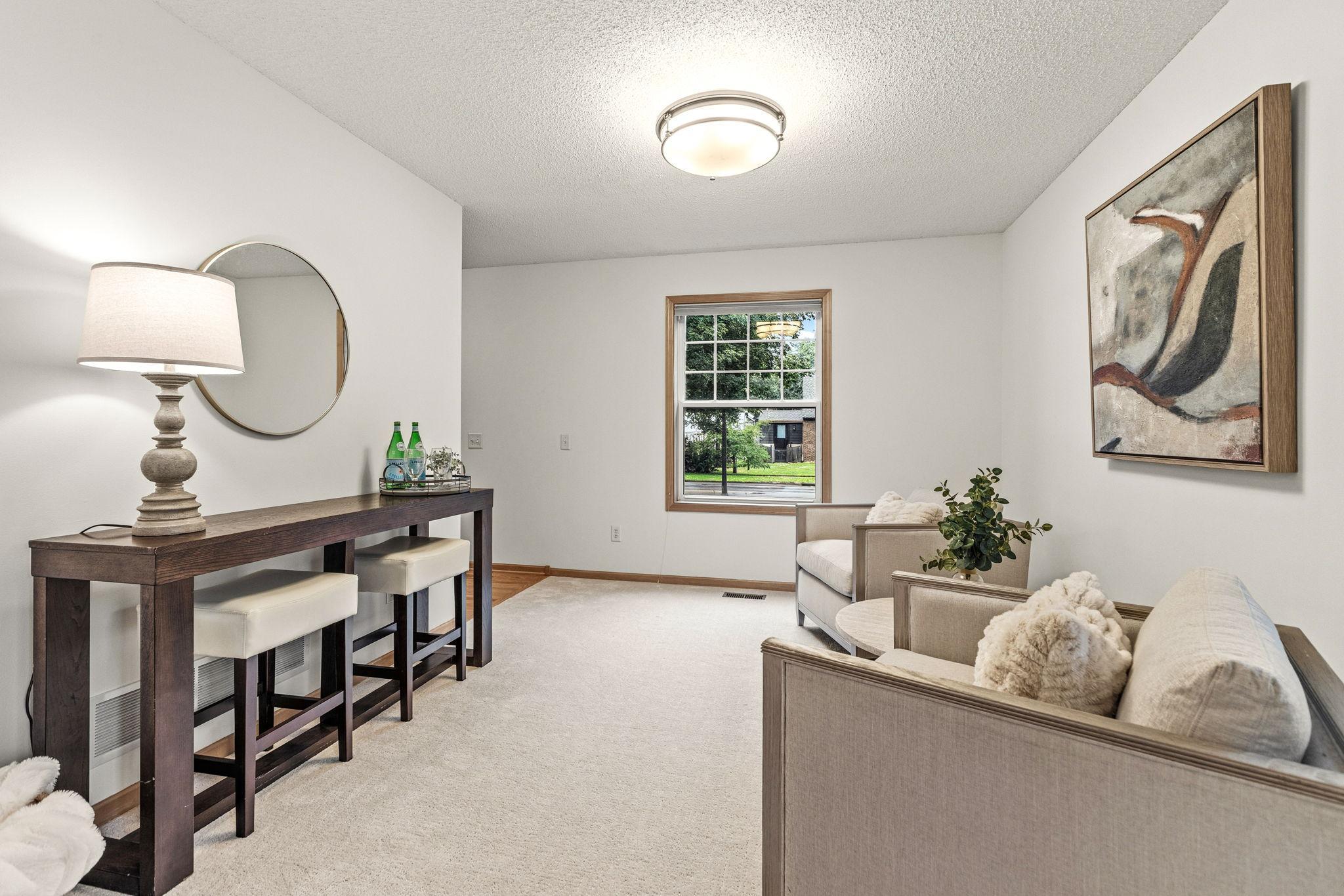 View of Residential at 934 Randolph Avenue, Saint Paul MN 55102, Saint Paul (7 of 38) - Mike Wilen | Minnesota Team Real Estate