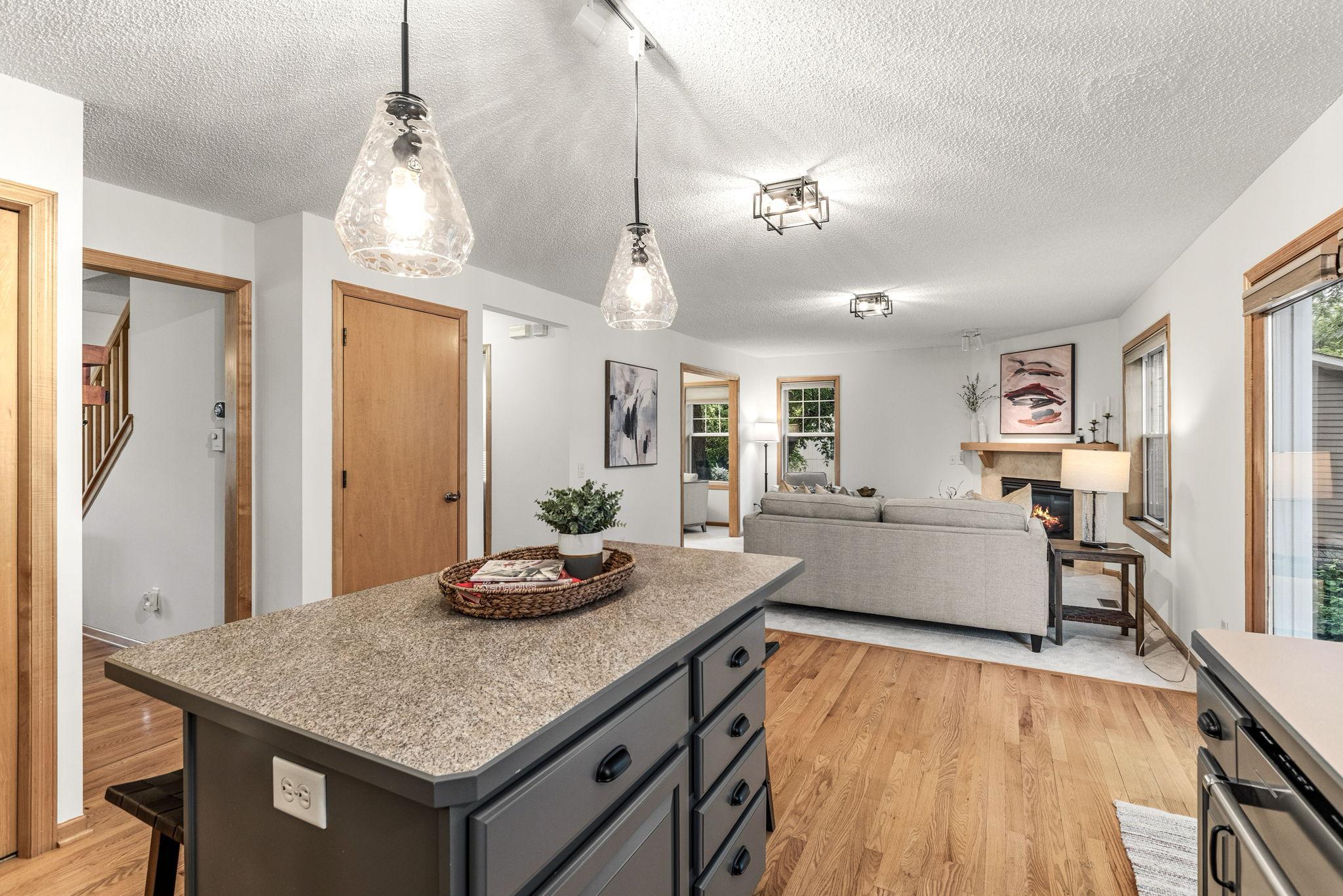 View of Residential at 934 Randolph Avenue, Saint Paul MN 55102, Saint Paul (15 of 38) - Mike Wilen | Minnesota Team Real Estate