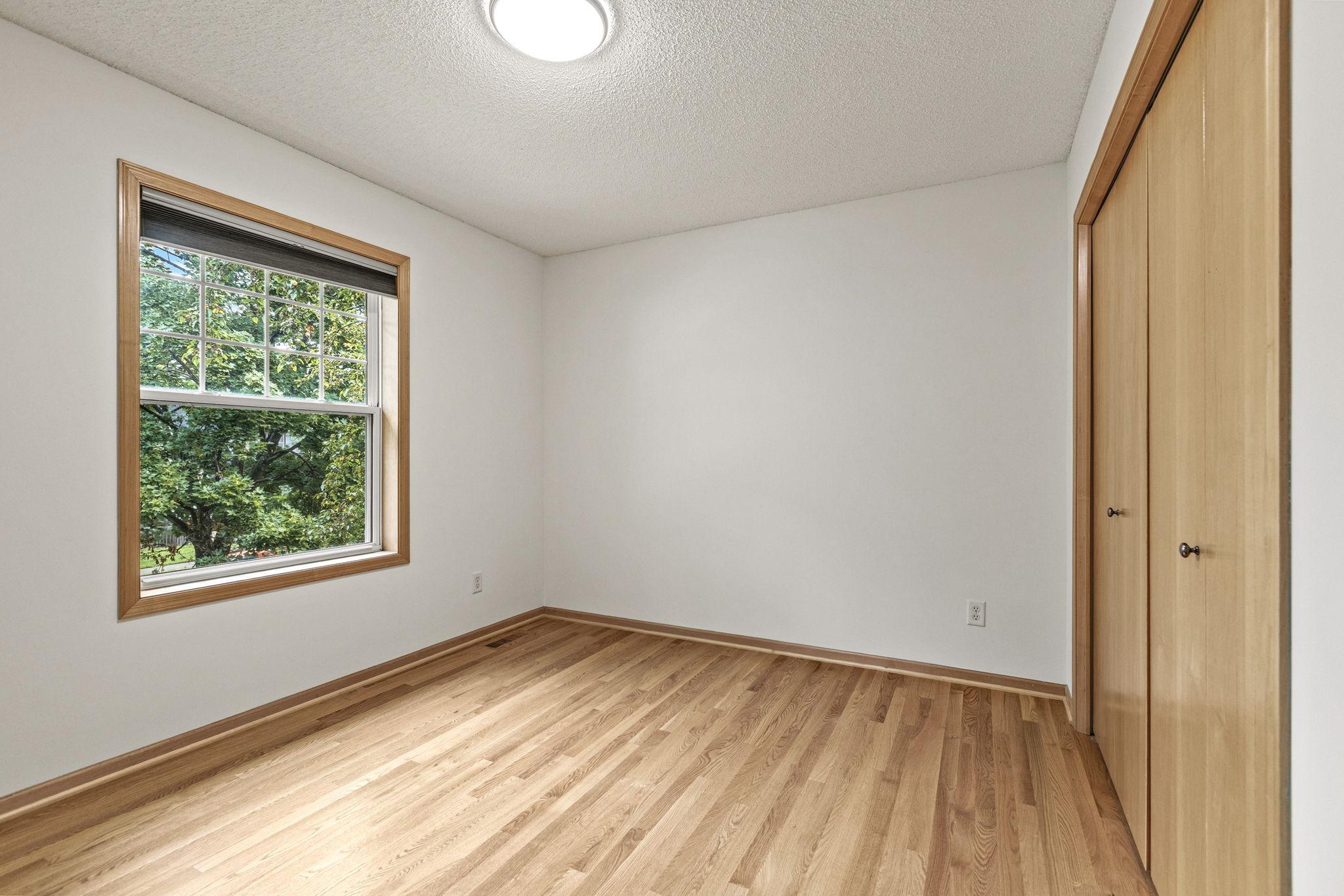 View of Residential at 934 Randolph Avenue, Saint Paul MN 55102, Saint Paul (26 of 38) - Mike Wilen | Minnesota Team Real Estate