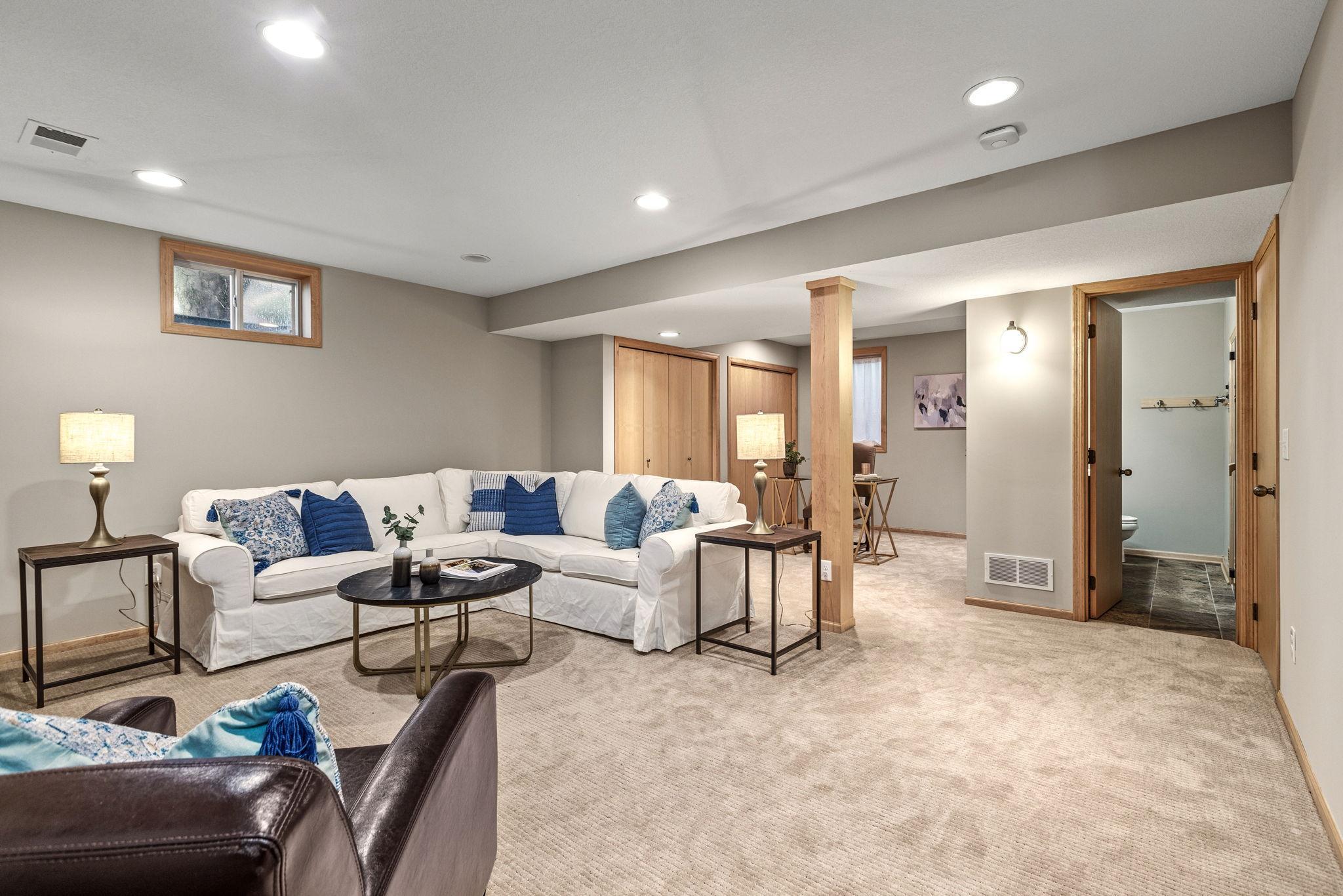 View of Residential at 934 Randolph Avenue, Saint Paul MN 55102, Saint Paul (4 of 38) - Mike Wilen | Minnesota Team Real Estate