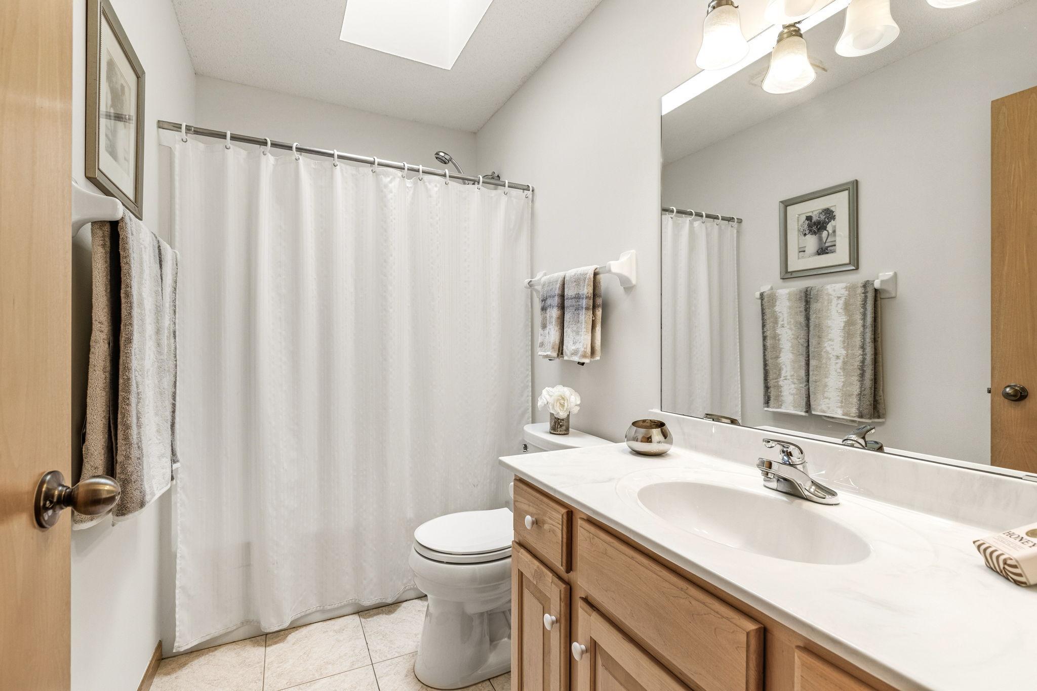 View of Residential at 934 Randolph Avenue, Saint Paul MN 55102, Saint Paul (29 of 38) - Mike Wilen | Minnesota Team Real Estate