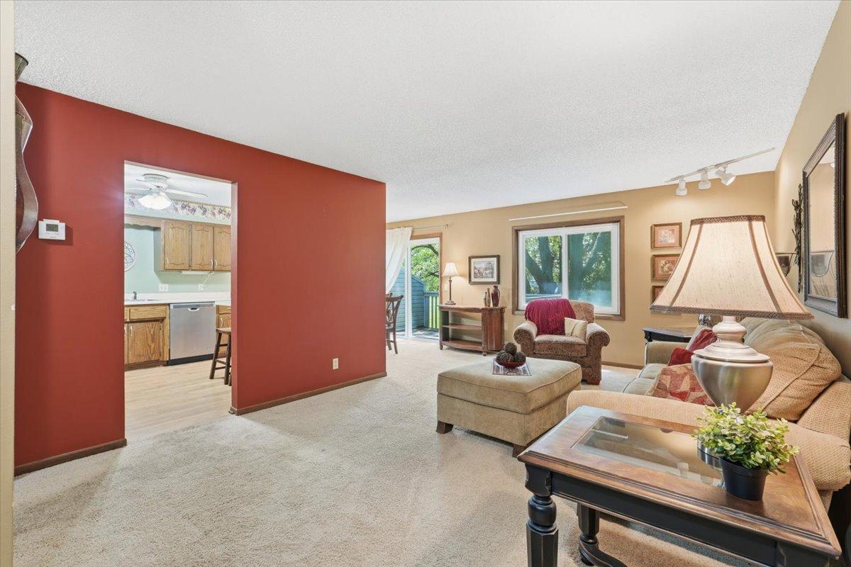 View of Residential at 4342 Buckingham Court #1605, Vadnais Heights MN 55127, Vadnais Heights (4 of 20) - Mike Wilen | Minnesota Team Real Estate
