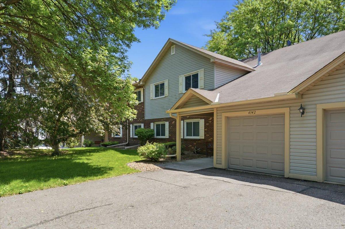 View of Residential at 4342 Buckingham Court #1605, Vadnais Heights MN 55127, Vadnais Heights (2 of 20) - Mike Wilen | Minnesota Team Real Estate
