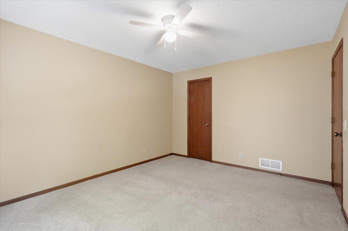 View of Residential at 4342 Buckingham Court #1605, Vadnais Heights MN 55127, Vadnais Heights (12 of 20) - Mike Wilen | Minnesota Team Real Estate