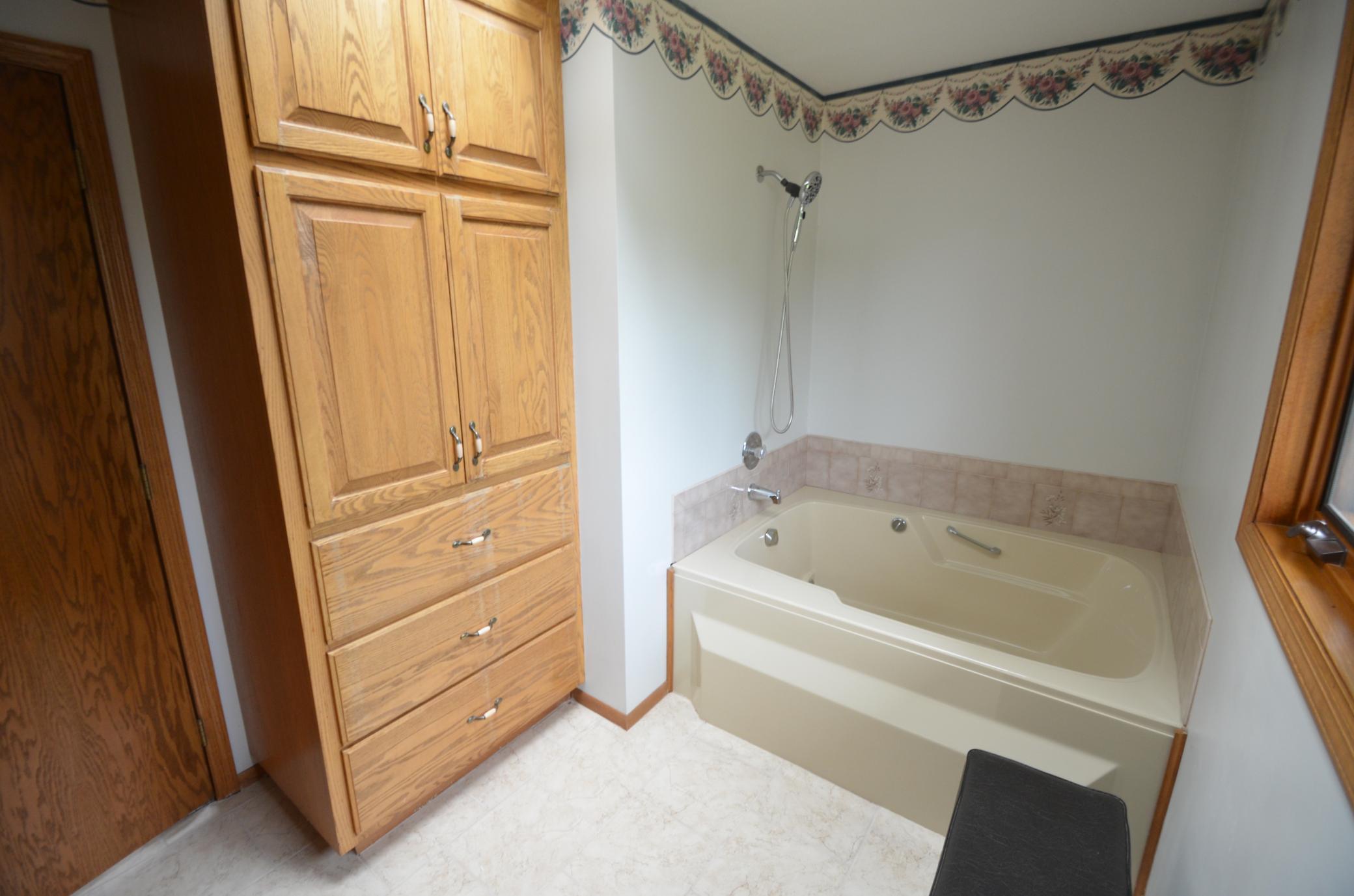 View of Residential at 33995 Kale Avenue, Stacy MN 55056, Stacy (51 of 63) - Mike Wilen | Minnesota Team Real Estate