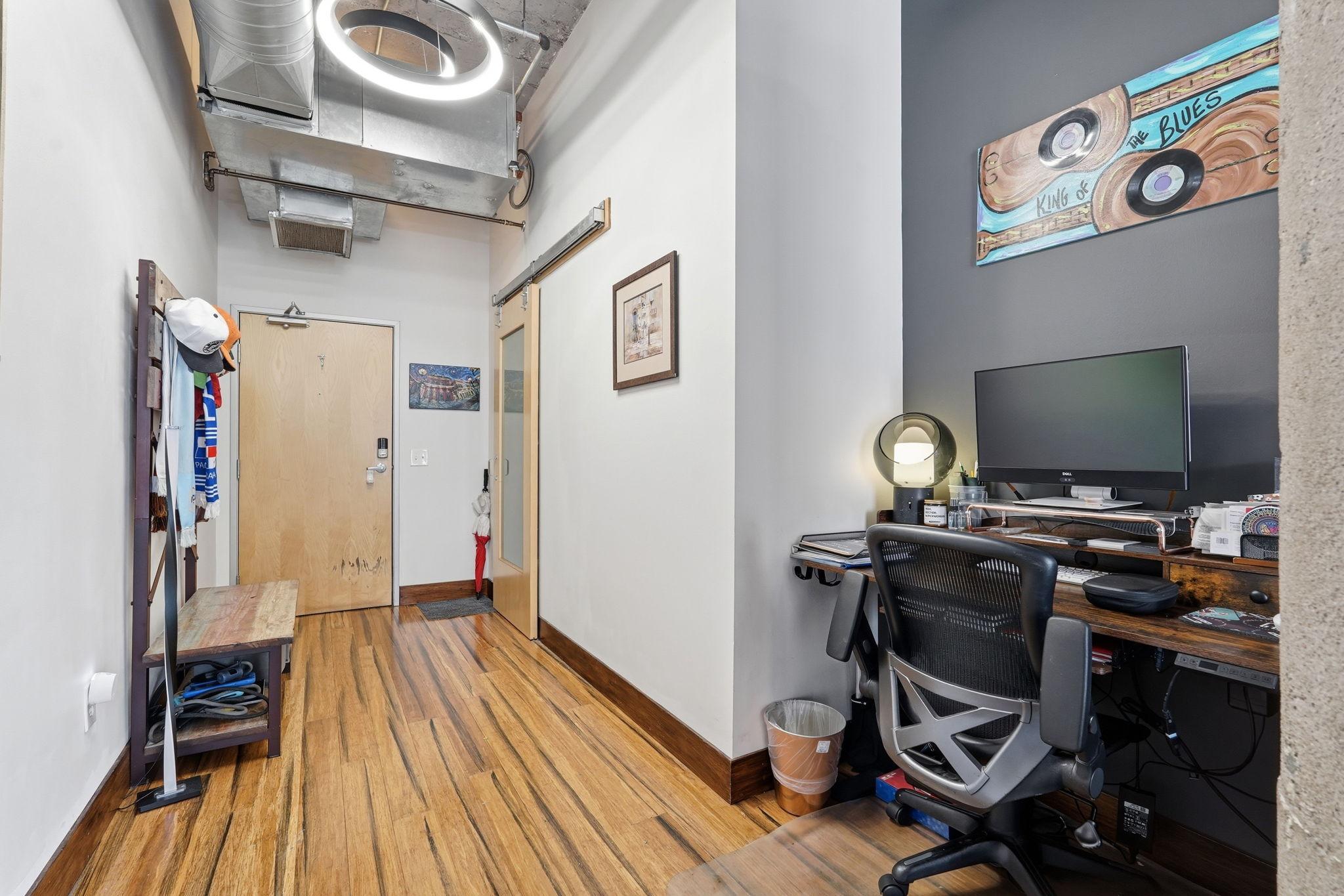 View of Residential at 918 3rd Street #201, Minneapolis MN 55401, Minneapolis (27 of 41) - Mike Wilen | Minnesota Team Real Estate