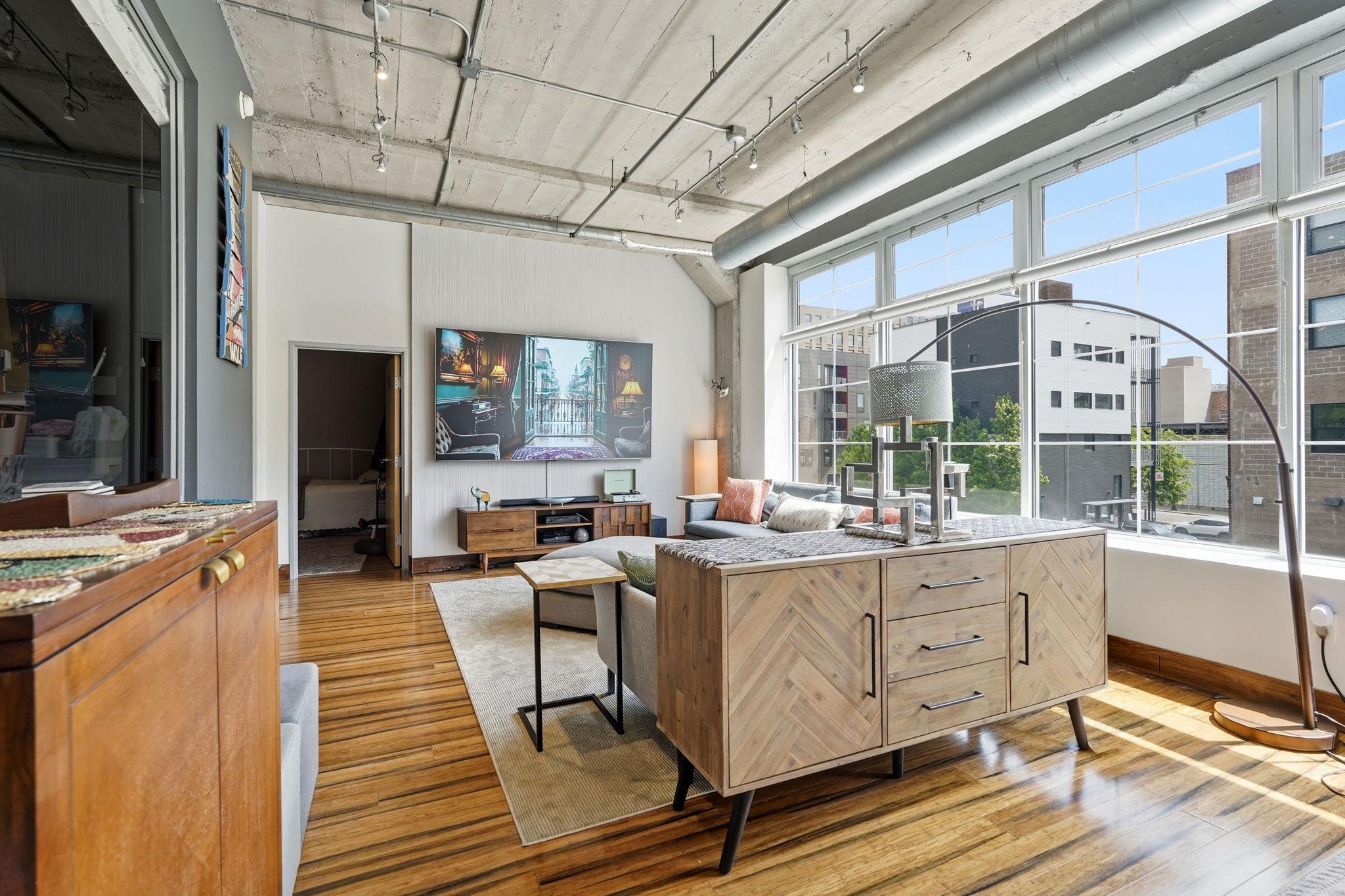 View of Residential at 918 3rd Street #201, Minneapolis MN 55401, Minneapolis (7 of 41) - Mike Wilen | Minnesota Team Real Estate