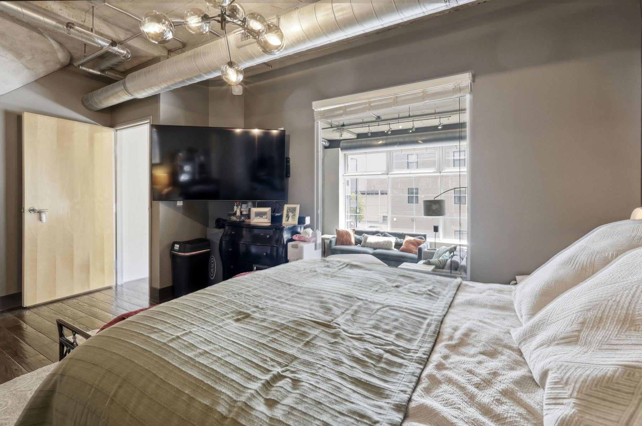 View of Residential at 918 3rd Street #201, Minneapolis MN 55401, Minneapolis (24 of 41) - Mike Wilen | Minnesota Team Real Estate